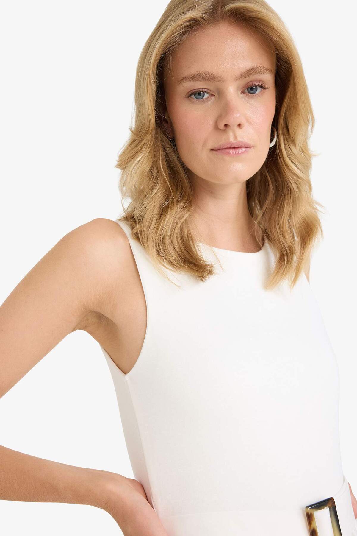 Defacto  Bisiklet Yaka Poplin Kolsuz Maxi Elbise F8922AX25AU - Görsel 3