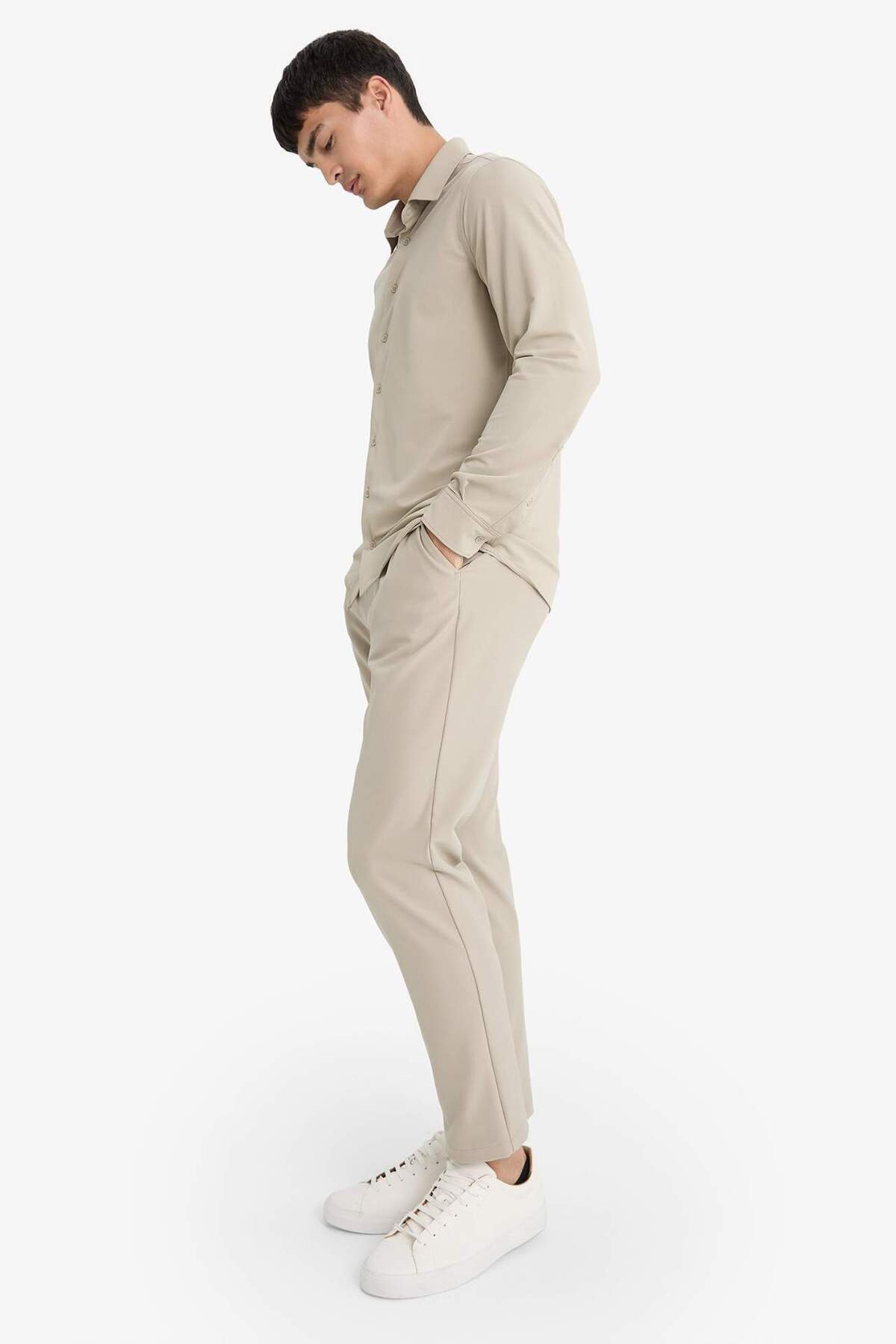 Defacto  Tailored Regular Fit Kısa Paça Esnek Kumaş Teknik Pantolon F1672AX25AU - Görsel 5