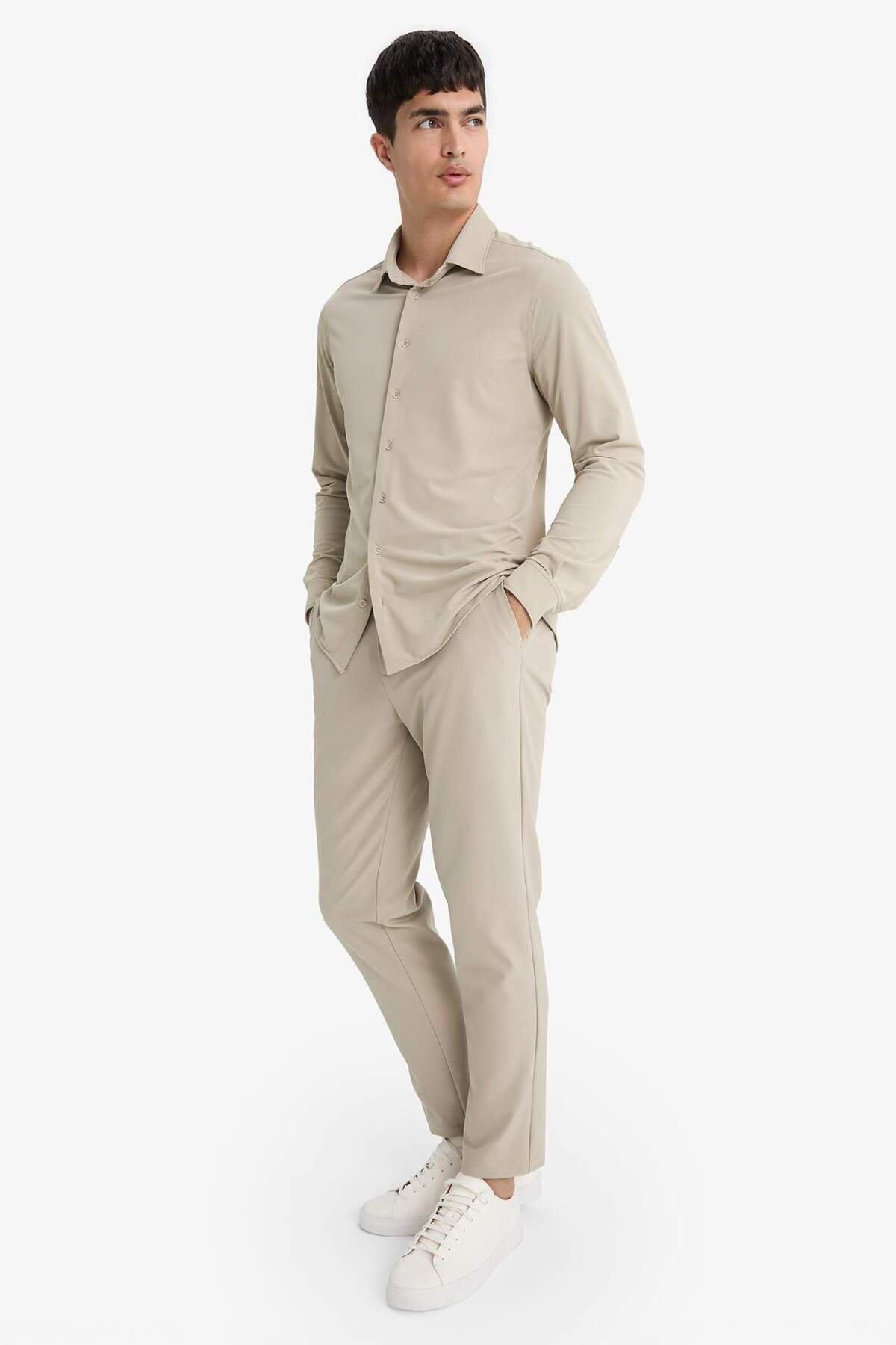 Defacto  Tailored Regular Fit Kısa Paça Esnek Kumaş Teknik Pantolon F1672AX25AU - Görsel 3