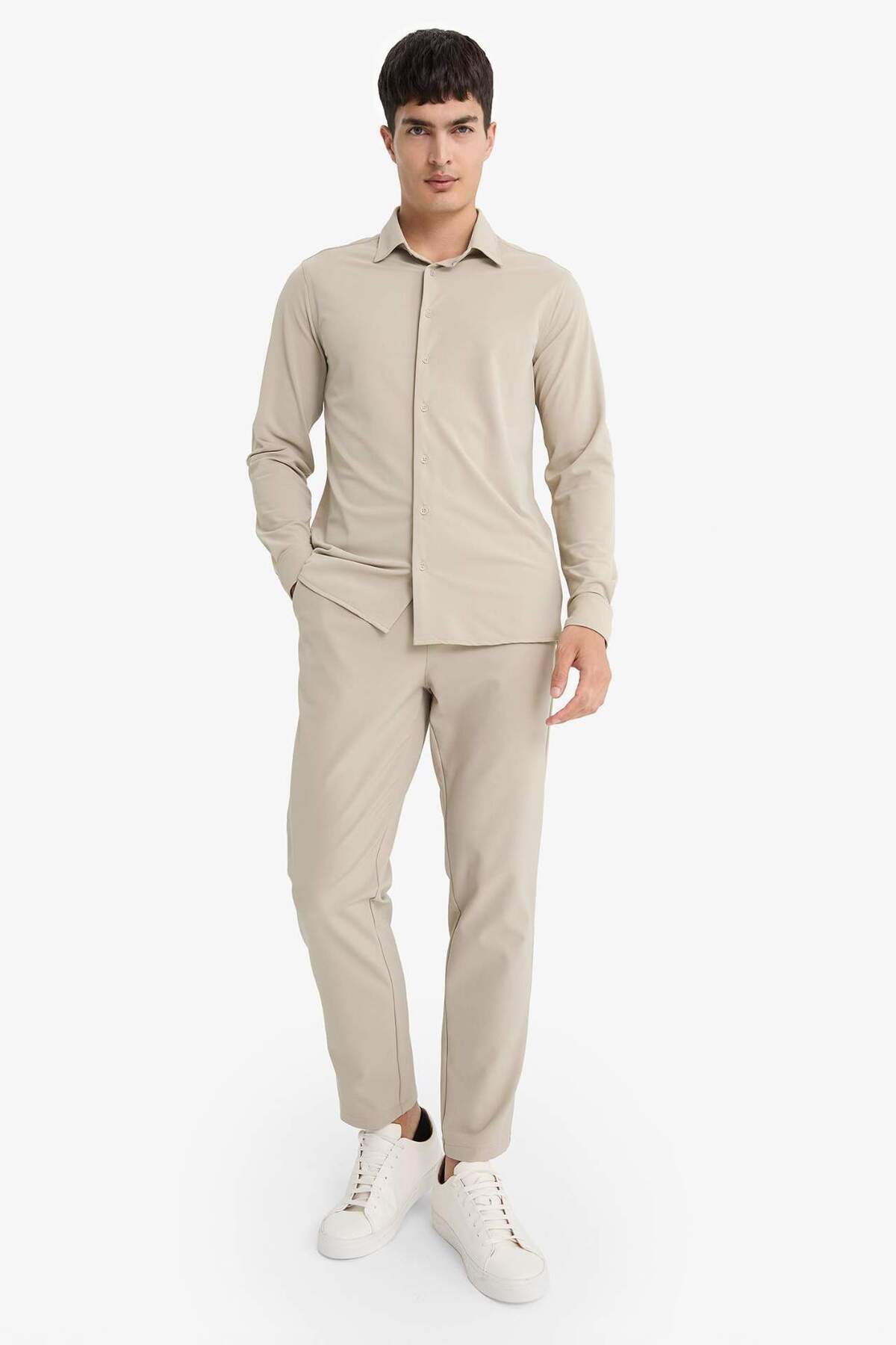 Defacto  Tailored Regular Fit Kısa Paça Esnek Kumaş Teknik Pantolon F1672AX25AU - Görsel 2