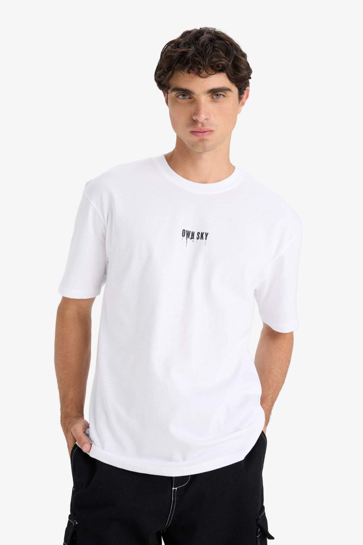 Defacto  %100 Pamuk Boxy Fit Bisiklet Yaka Sırt Baskılı Kısa Kollu Tişört F8649AX25HS - Görsel 4