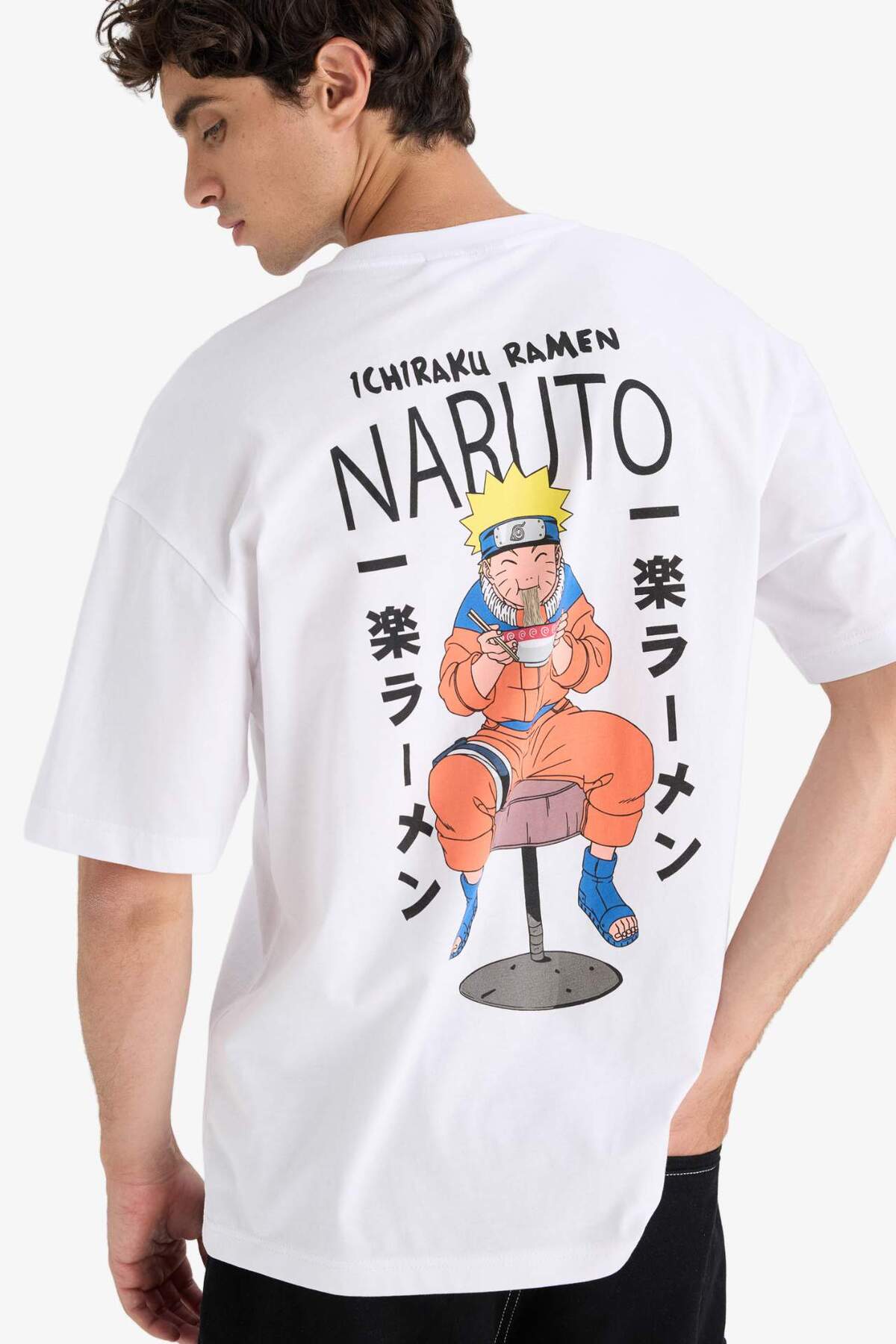 Defacto %100 Pamuk Naruto Boxy Fit Rahat Kesim Bisiklet Yaka Sırt