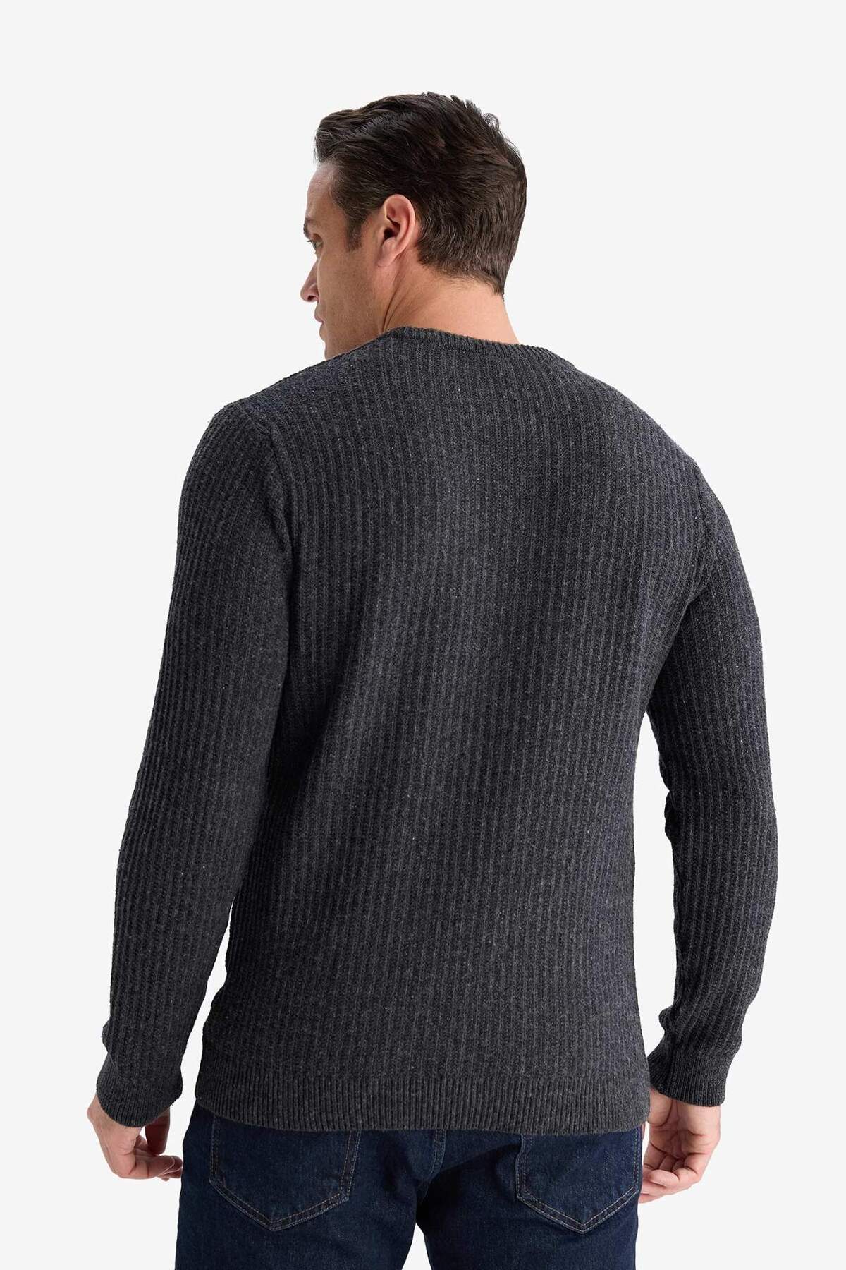 DeFacto Standart Fit Bisiklet Yaka Basic Dokulu Triko Kazak E0811AX25WN görsel 6