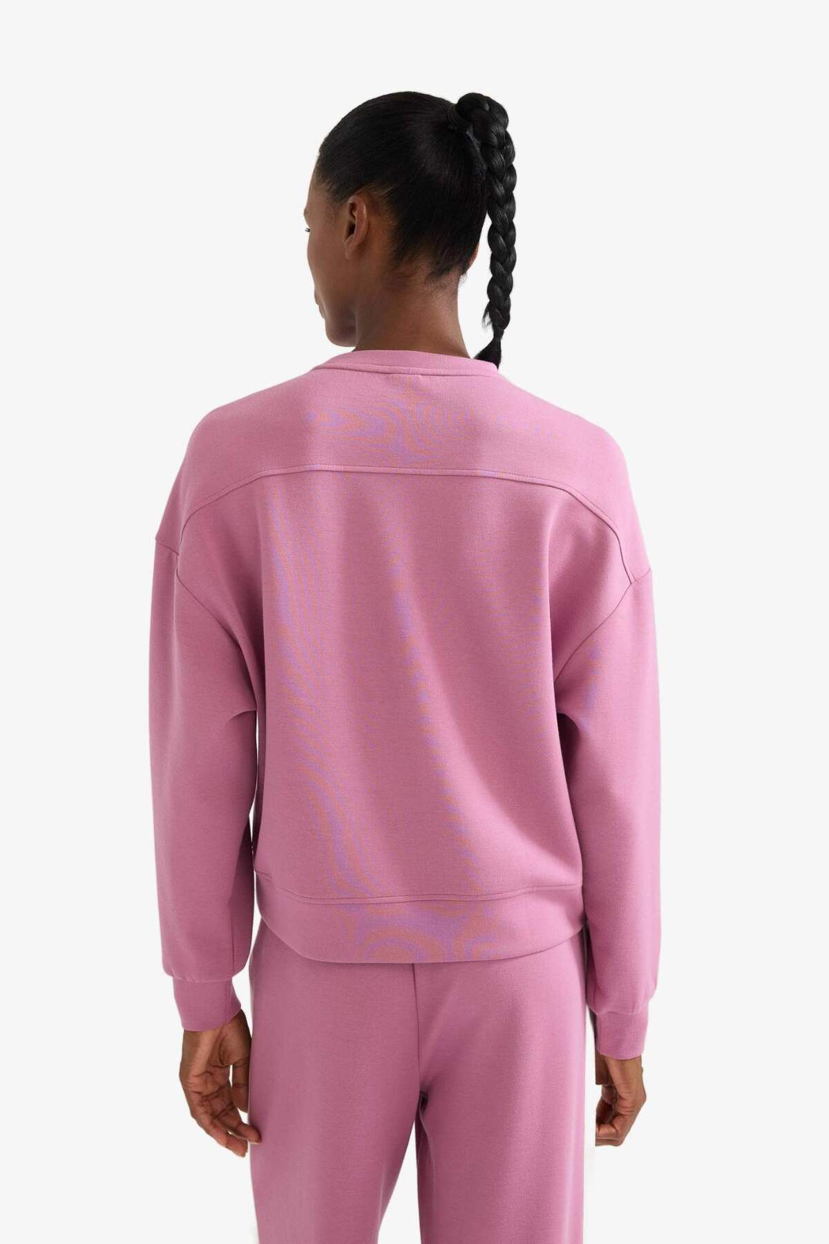 DeFacto Ultra Yumuşak Oversize Geniş Kalıp Bisiklet Yaka Modal Sweatshirt E8954AX25AU görsel 6