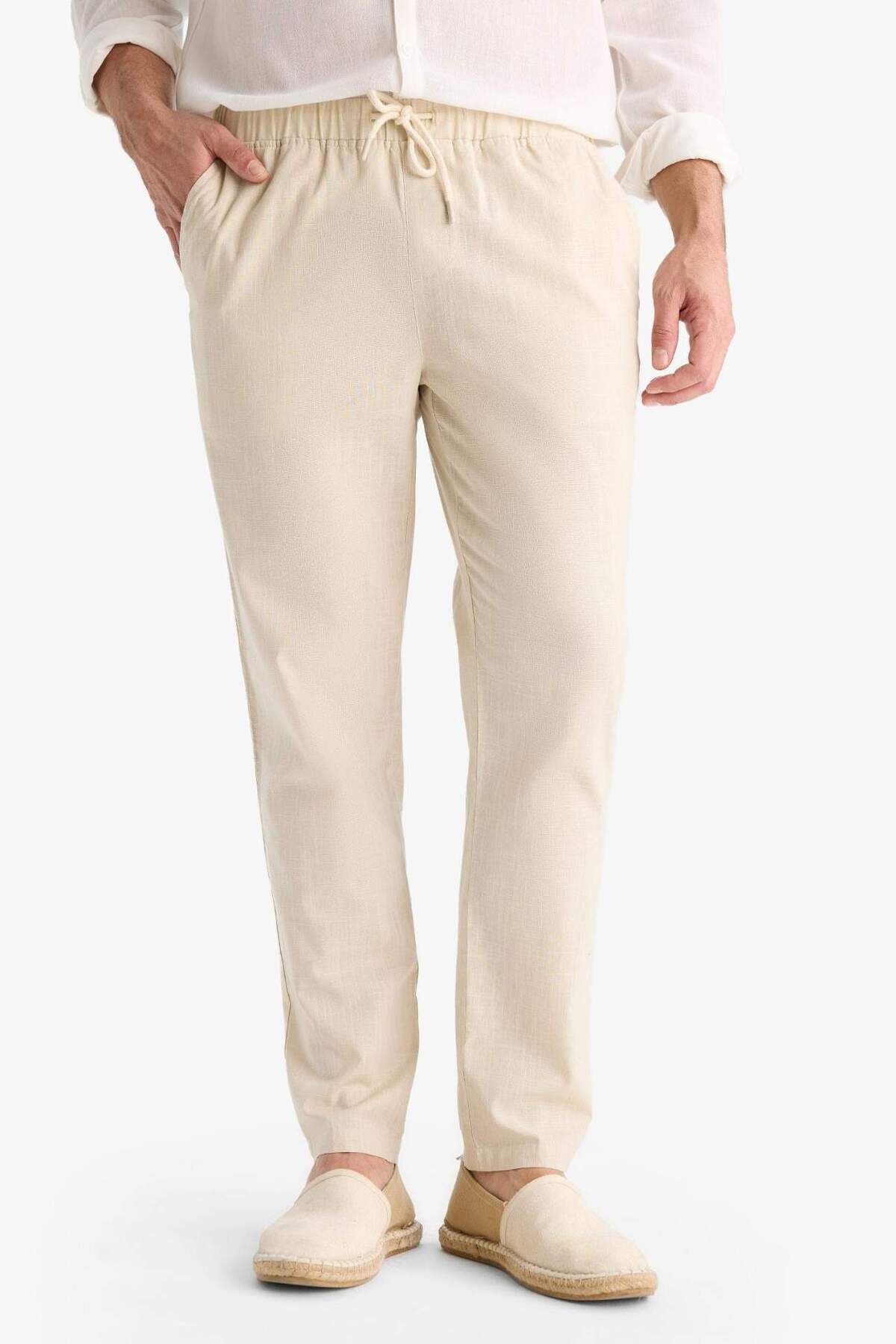 DeFacto %100 Pamuk Jogger Fit Beli Bağcıklı Lastikli Dar Paça Cepli Pantolon Z6475AZ25AU görsel 4