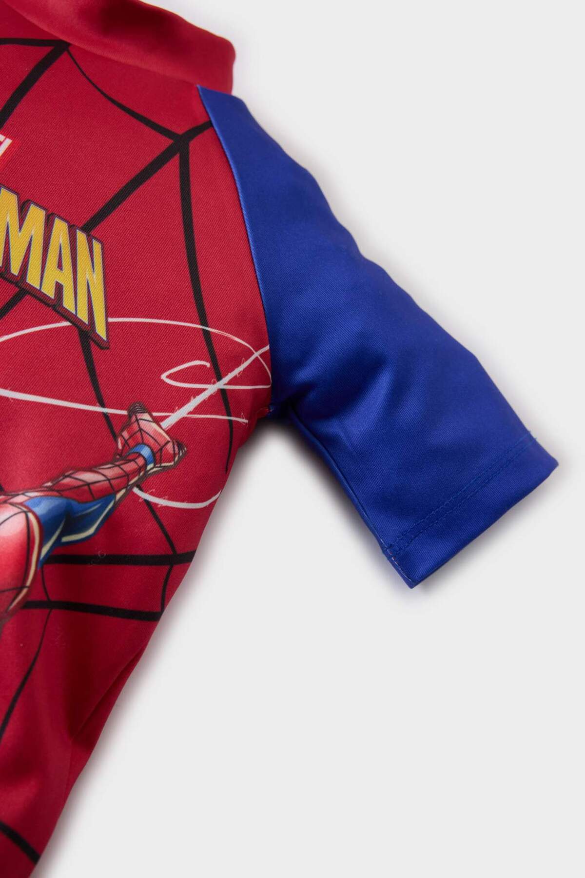 Defacto Marvel Spiderman Mayo Erkek Bebek E3369A525SM fotoğrafı 2 (önizleme)