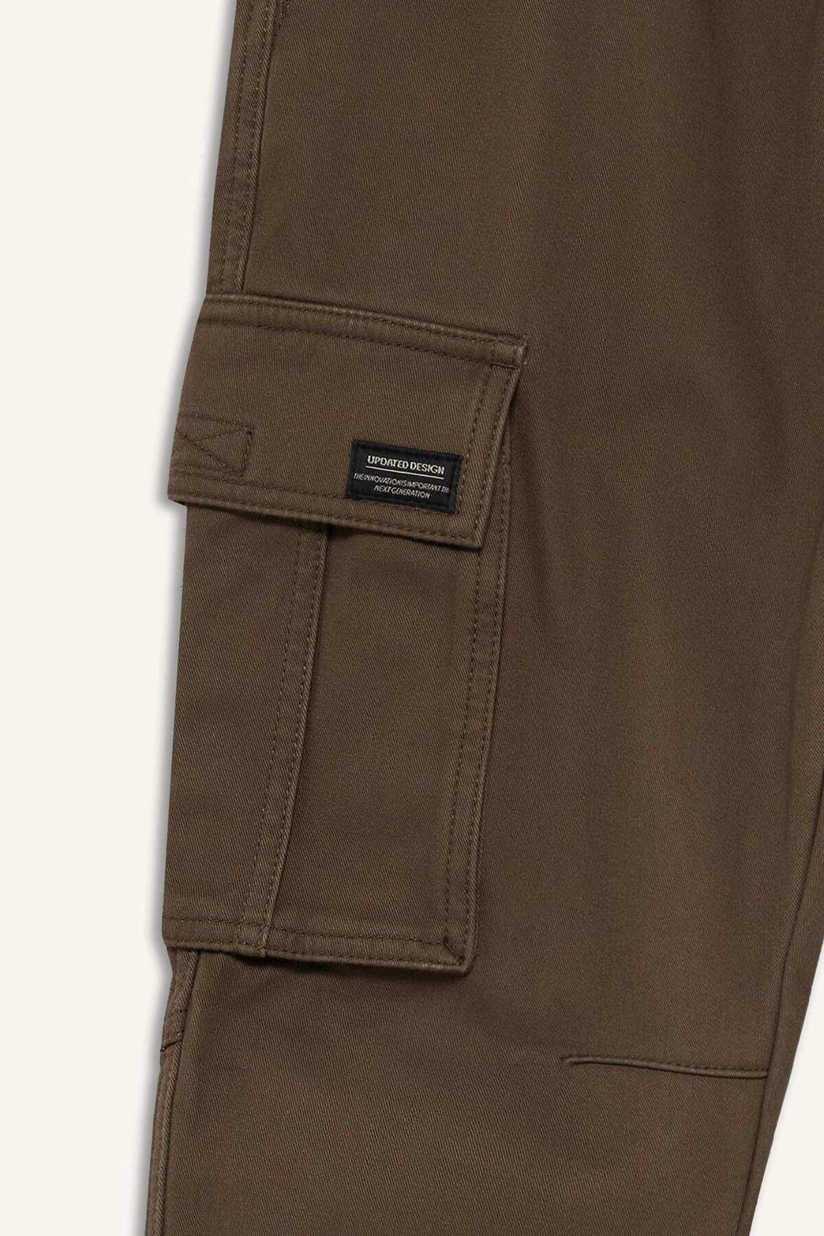 Sıcak Tutan REGULAR Fit Kargo Cepli Jogger Pantolon C6322AX24AU — خاکی — تصویر 8 از 8