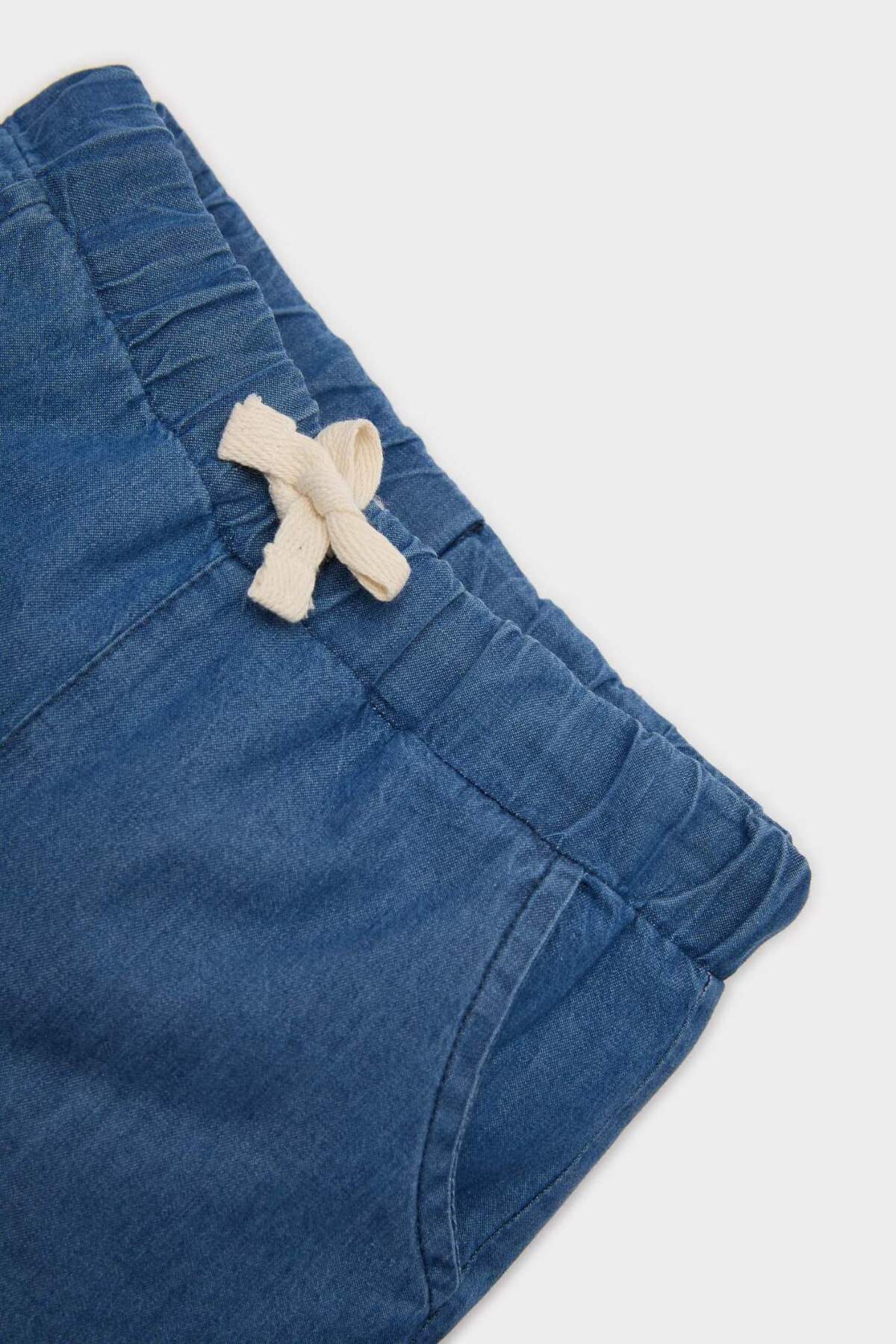 Defacto Beli Lastikli Jean Şort Erkek Bebek E6837A525SM fotoğrafı 2 (önizleme)