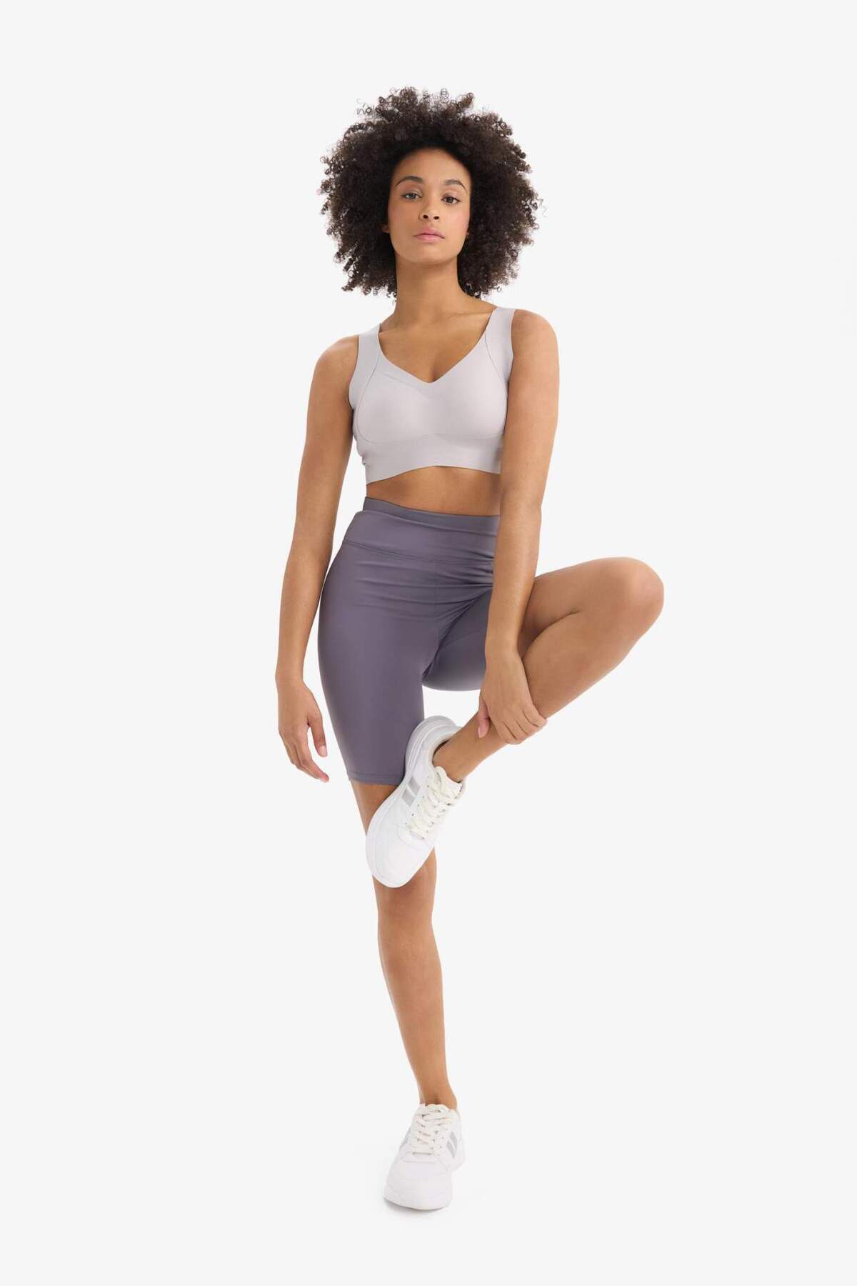 Defacto  Toparlayıcı Yüksek Bel Biker Sporcu Tayt E6323AX25SM - Görsel 3