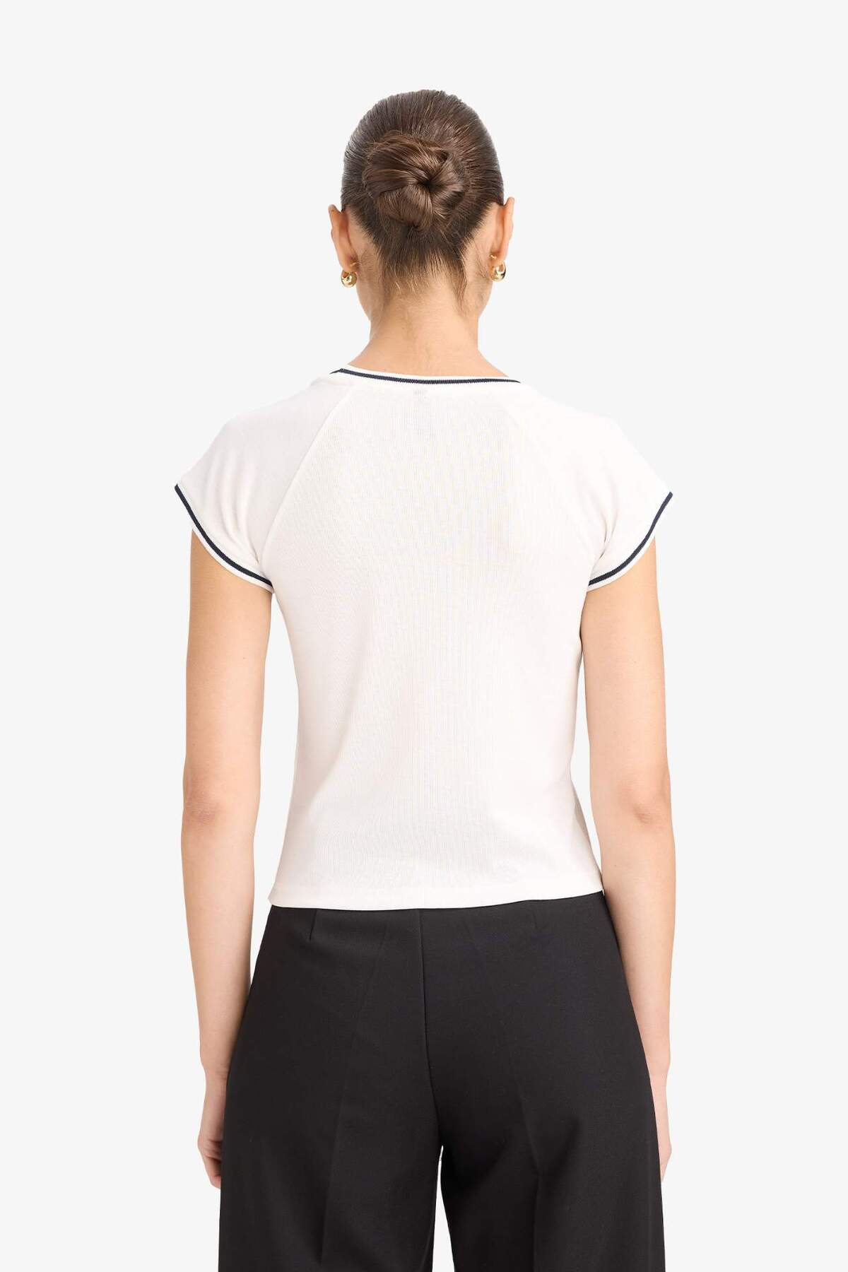 Defacto  Slım Fıt Bisiklet Yaka Ribana Kısa Kollu Tişört E6992AX25SP - Görsel 5