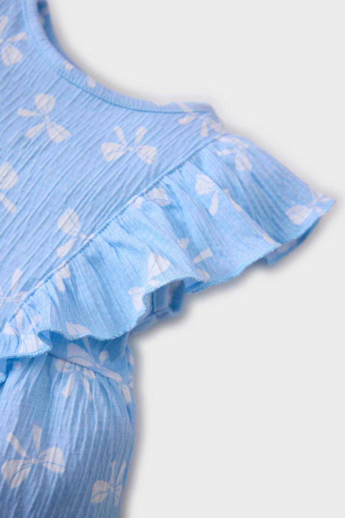 Defacto Desenli Kısa Kollu Krinkıl Viskon Yazlık Elbise Kız Bebek E8722A525SM fotoğrafı 2 (önizleme)