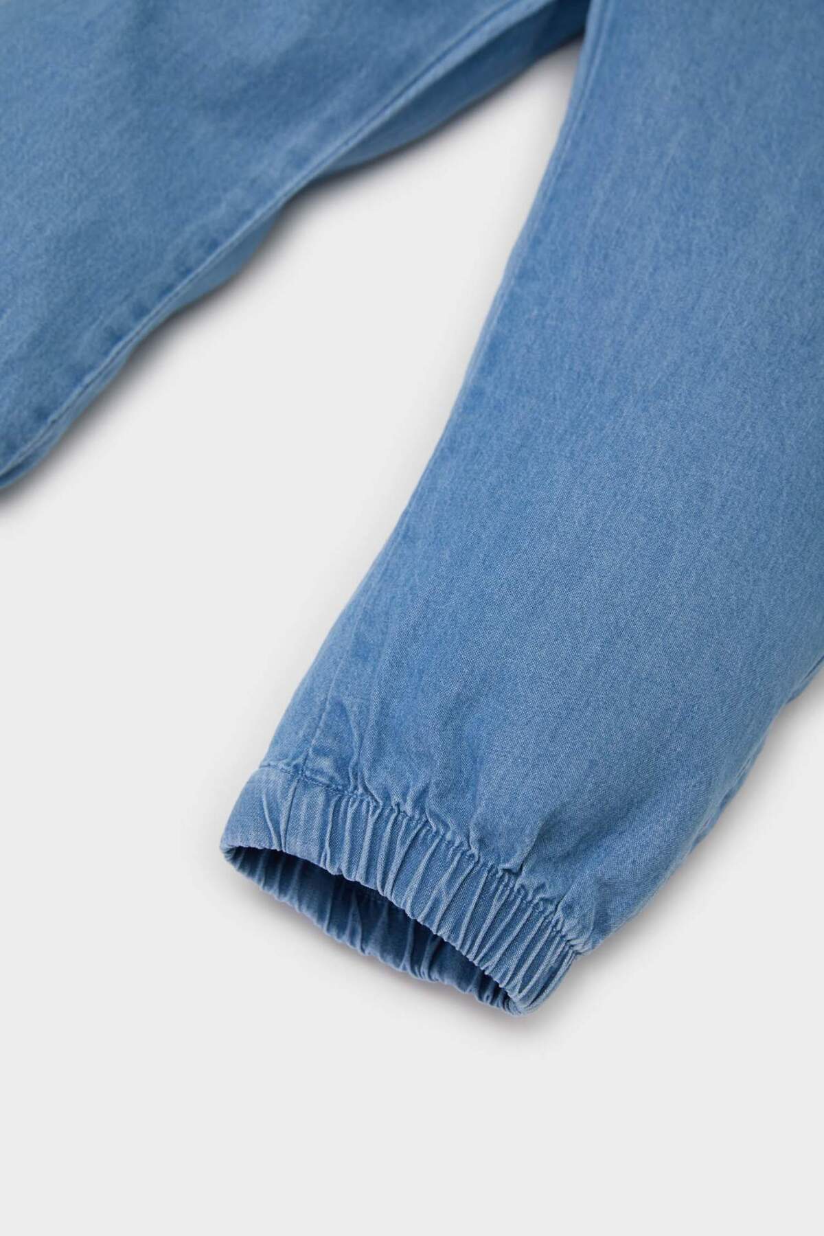 Defacto Erkek Bebek Beli Paçası Lastikli Jean Pantolon E6916A525SP fotoğrafı 3 (önizleme)