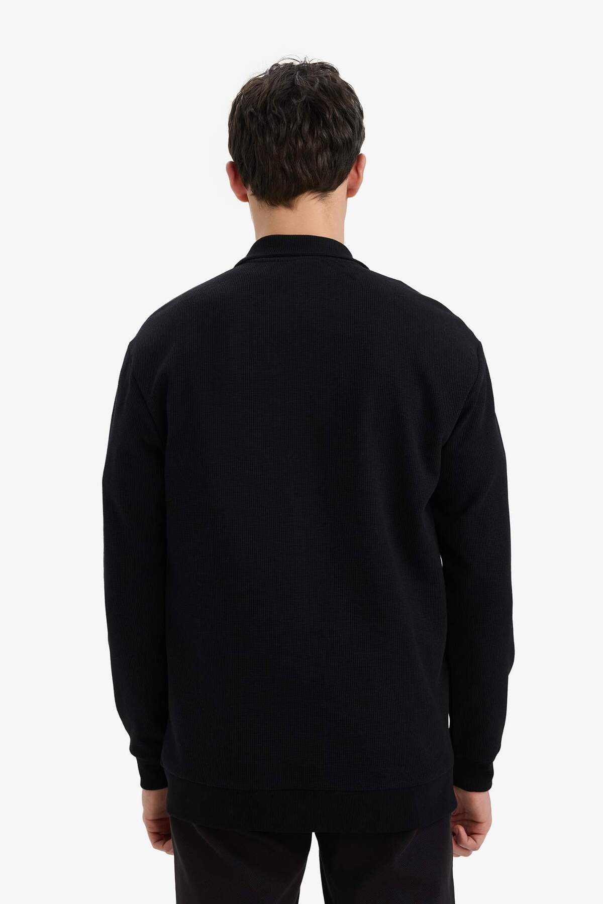 Defacto  Comfort Fit Dik Yaka Dokulu Yarım Fermuarlı Waffle Sweatshirt D7543AX25SP - Görsel 6