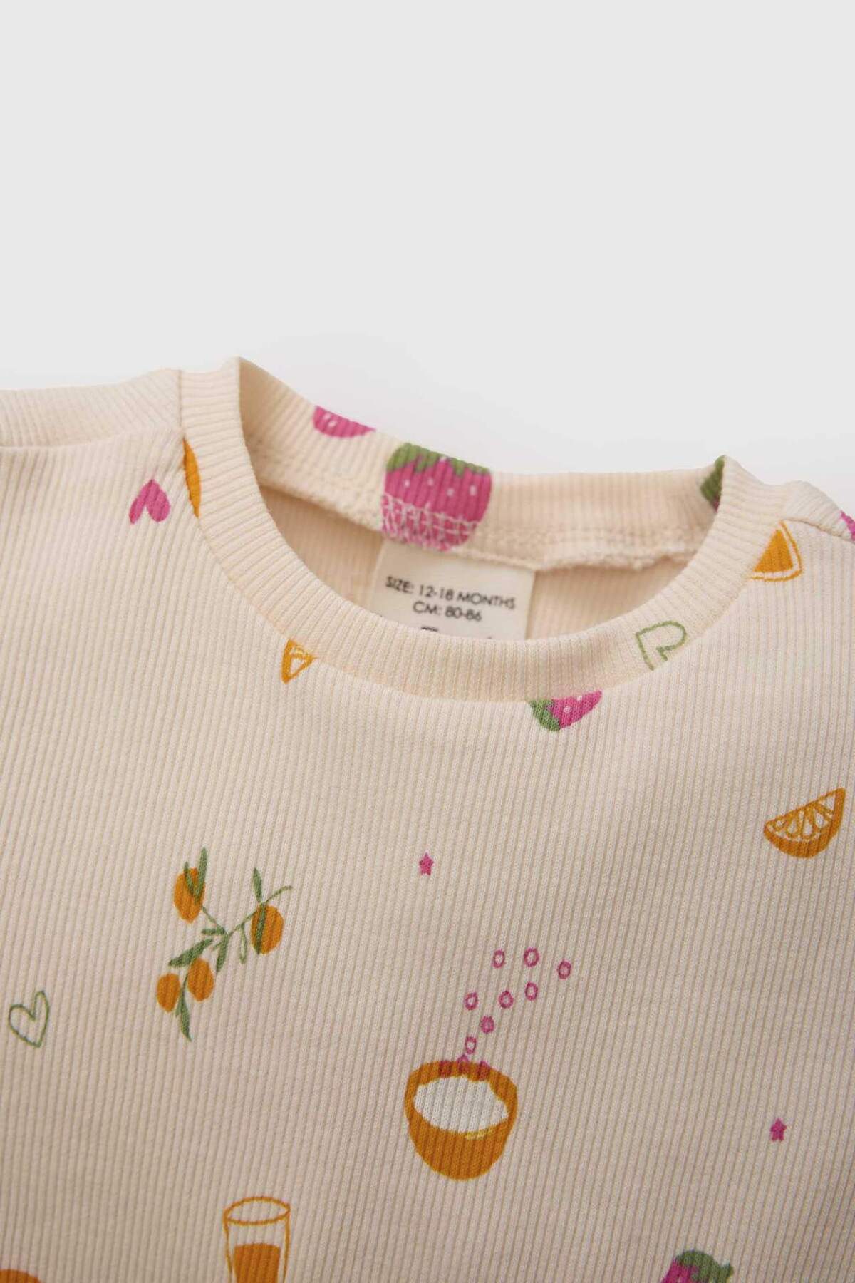 Defacto Pijama Takımı Meyve Baskılı Fitilli Kaşkorse Kısa Kollu Üst Beli Lastikli Uzun Alt Kız Bebek E1544A5 fotoğrafı 5 (önizleme)