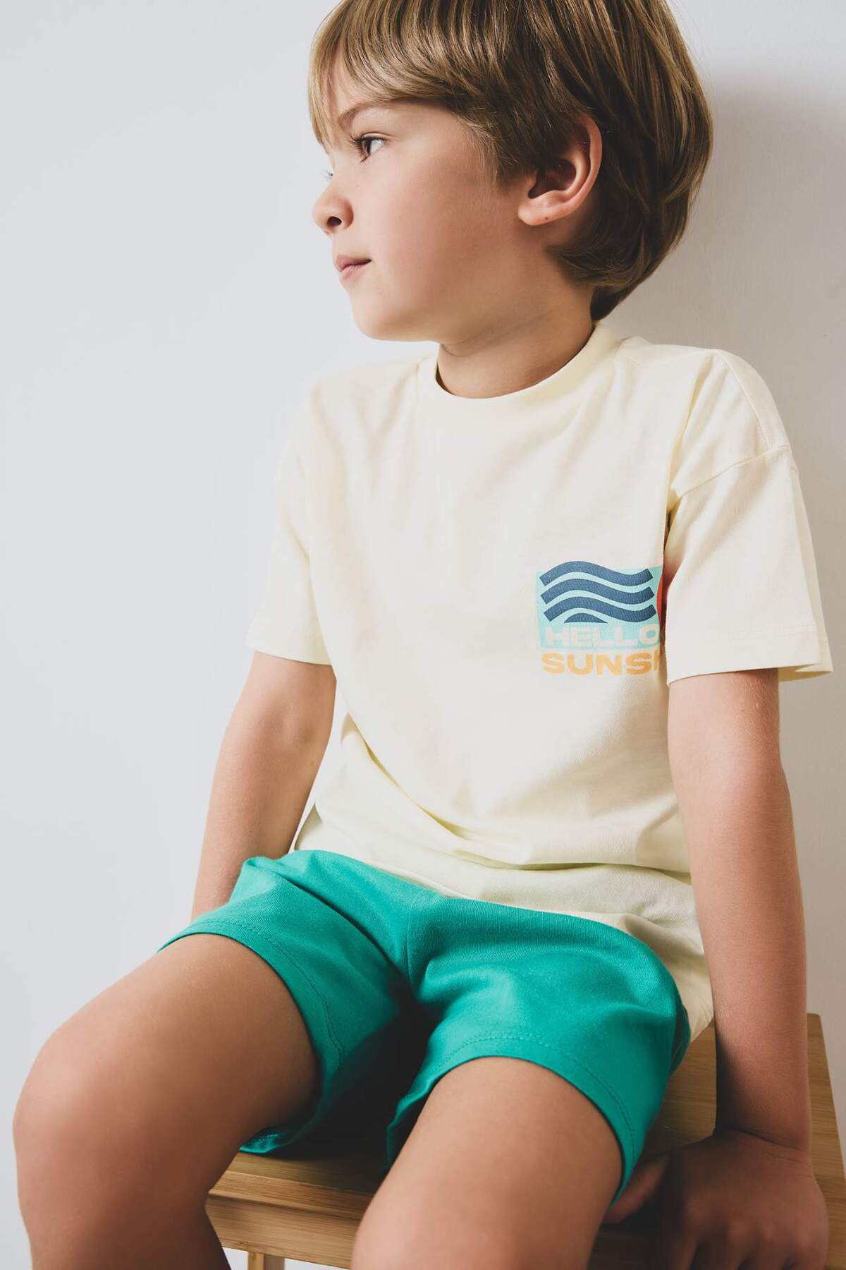 Defacto 2'li Takım Baskılı Kısa Kollu Tişört Şort Erkek Bebek E8740A525SM fotoğrafı 2 (önizleme)