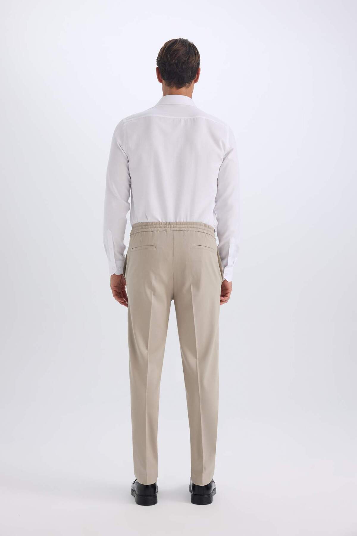 DeFacto Ultra Yumuşak Beli Bağcıklı Lastikli Cepli Jogger Fit Her Yöne Esneyen Yumuşak Tuşe Pantolon A9943AX görsel 6