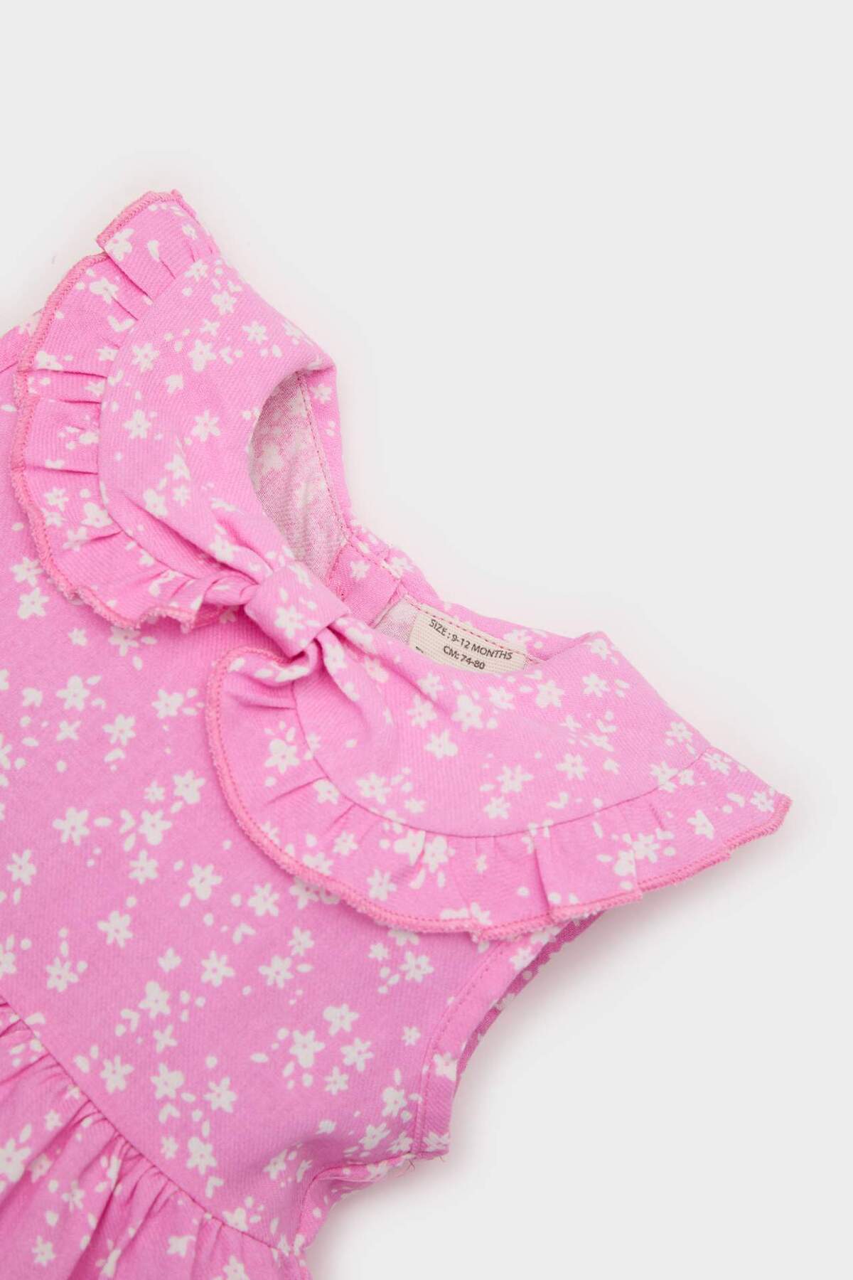 Defacto %100 Pamuklu Çiçekli Elbise Kız Bebek E5812A525SP fotoğrafı 2 (önizleme)