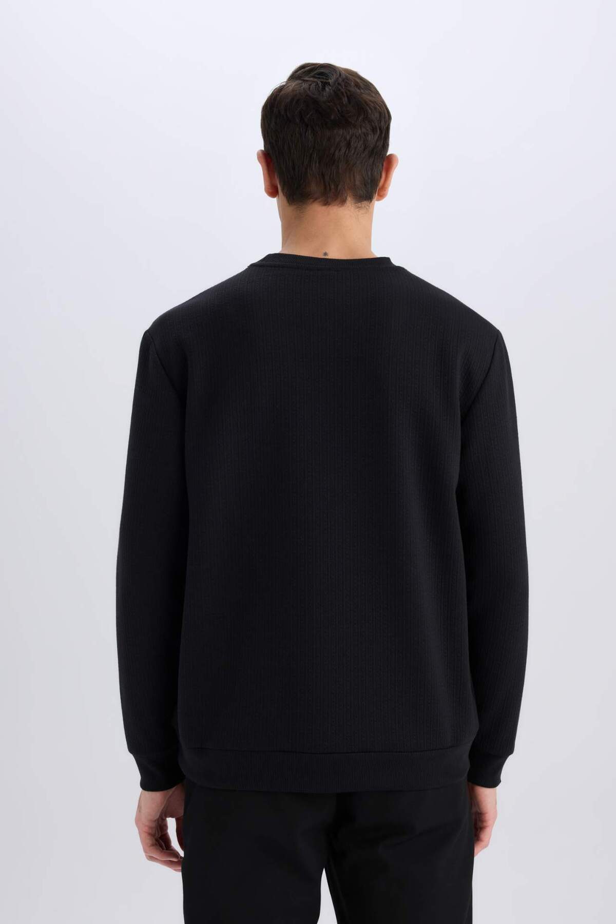 Regular Fit Bisiklet Yaka Basic Düz Sweatshirt D7231AX25SP — مشکی — تصویر 7 از 7
