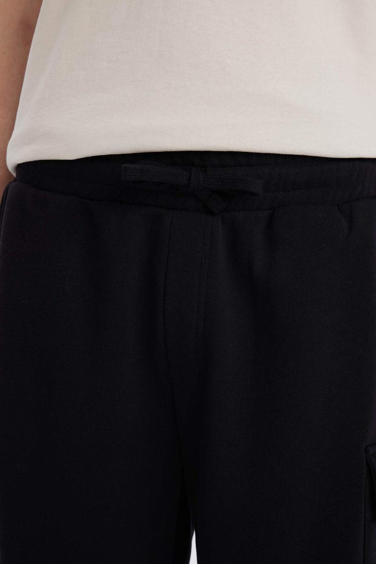 DeFacto Regular Fit Beli Bağcıklı Kargo Cepli Şort D9494AX25SM görsel 5