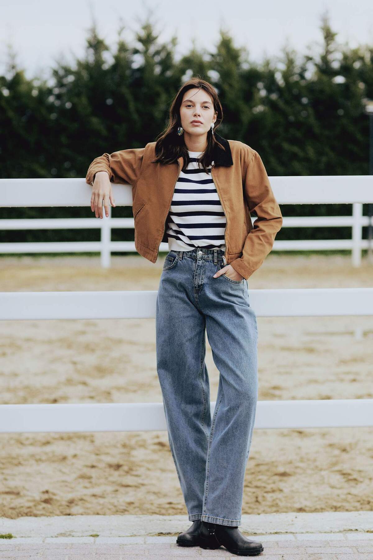 Defacto  %100 Pamuk Regular Fıt Kontrast Yakalı Fermuarlı Cepli Ceket Mont E6260AX25SP - Görsel 2