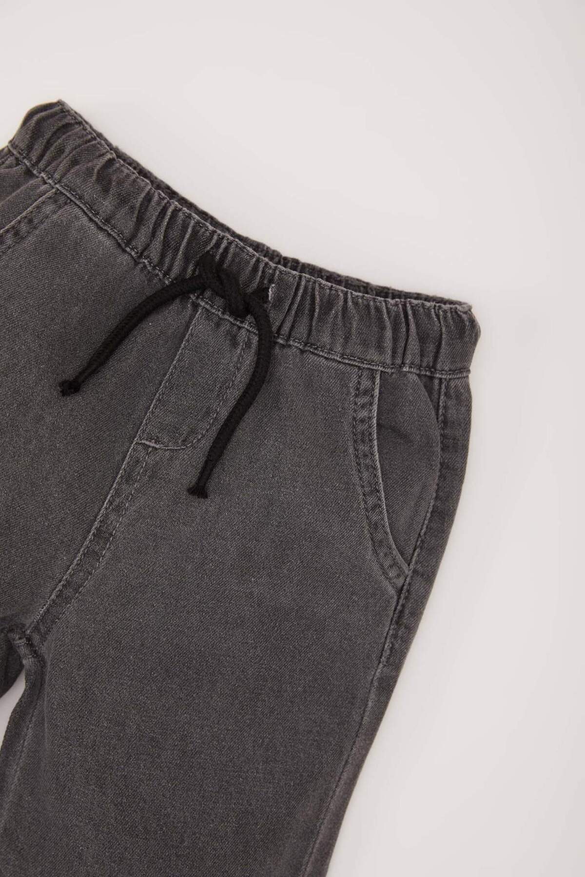 Defacto Beli Lastikli Cepli Baskılı Jean Pantolon Erkek Bebek E0800A525SP fotoğrafı 4 (önizleme)