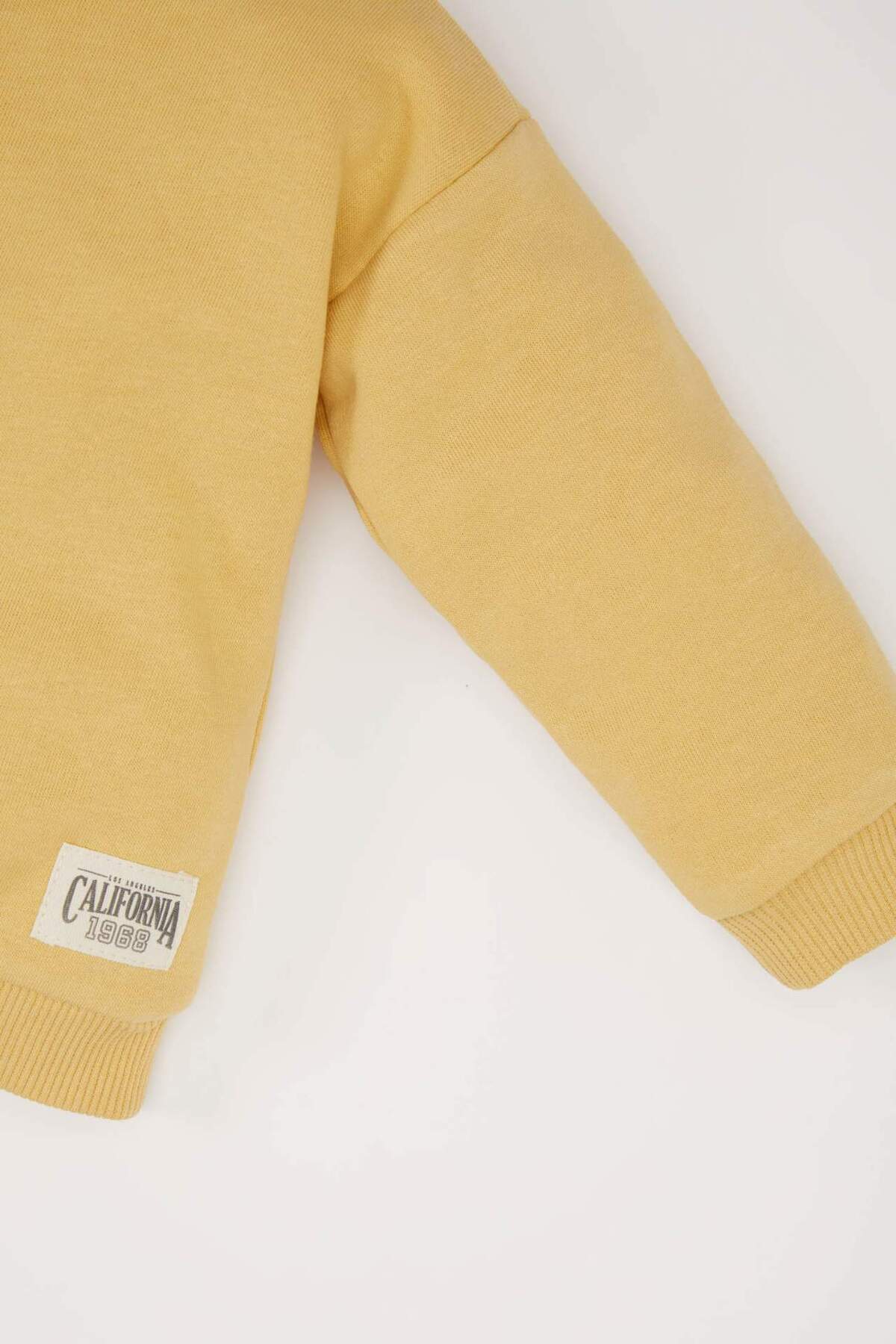 Defacto Kız Bebek 2li Takım Dokuma Etiketli Sweatshirt Beli Lastikli Tayt E2216A524WN fotoğrafı 4 (önizleme)