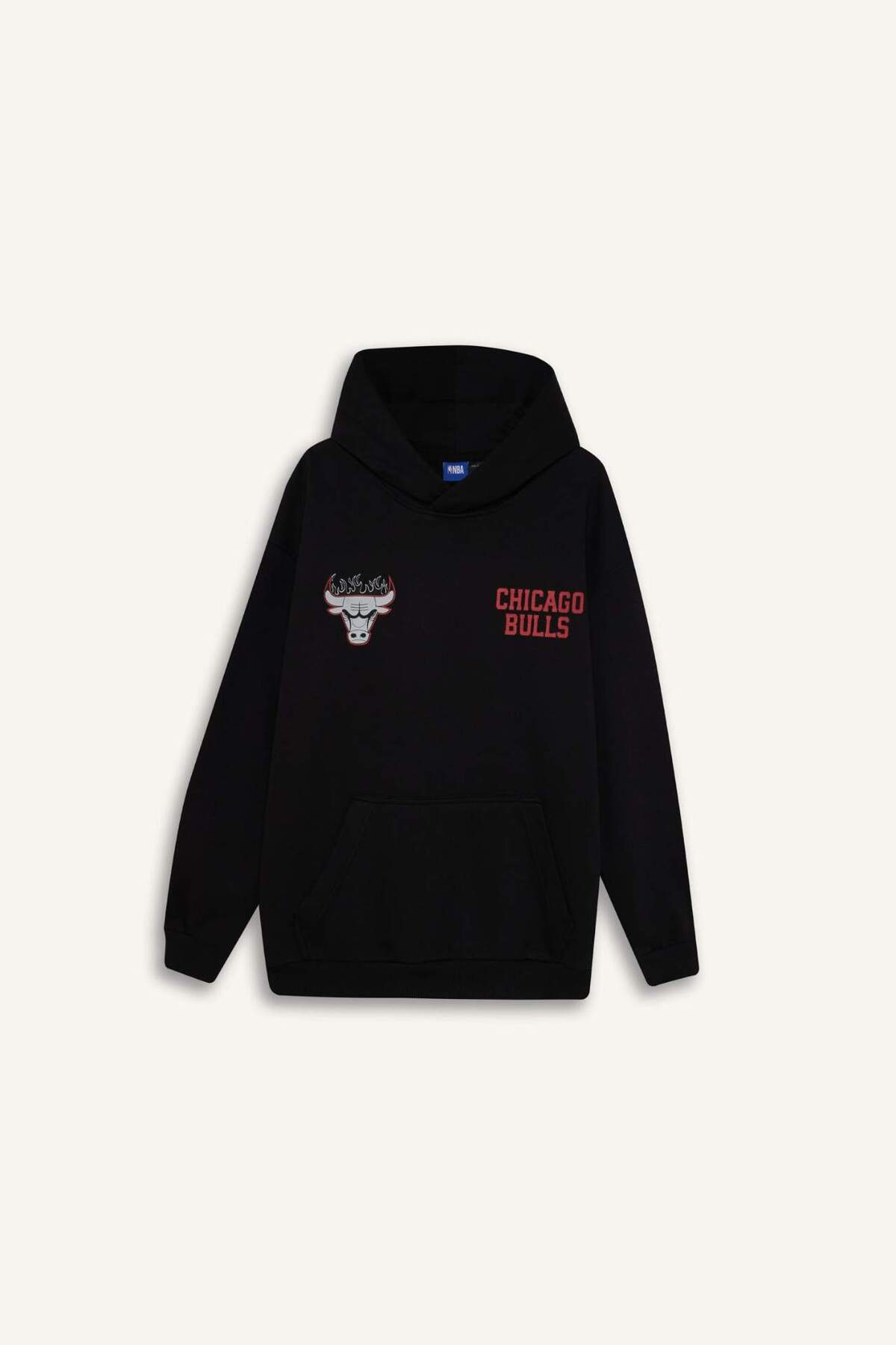 NBA Chicago Bulls Boxy Fit Kapüşonlu Sırt Baskıllı Kalın Sweatshirt D6574AX25SP — مشکی — تصویر 8 از 8