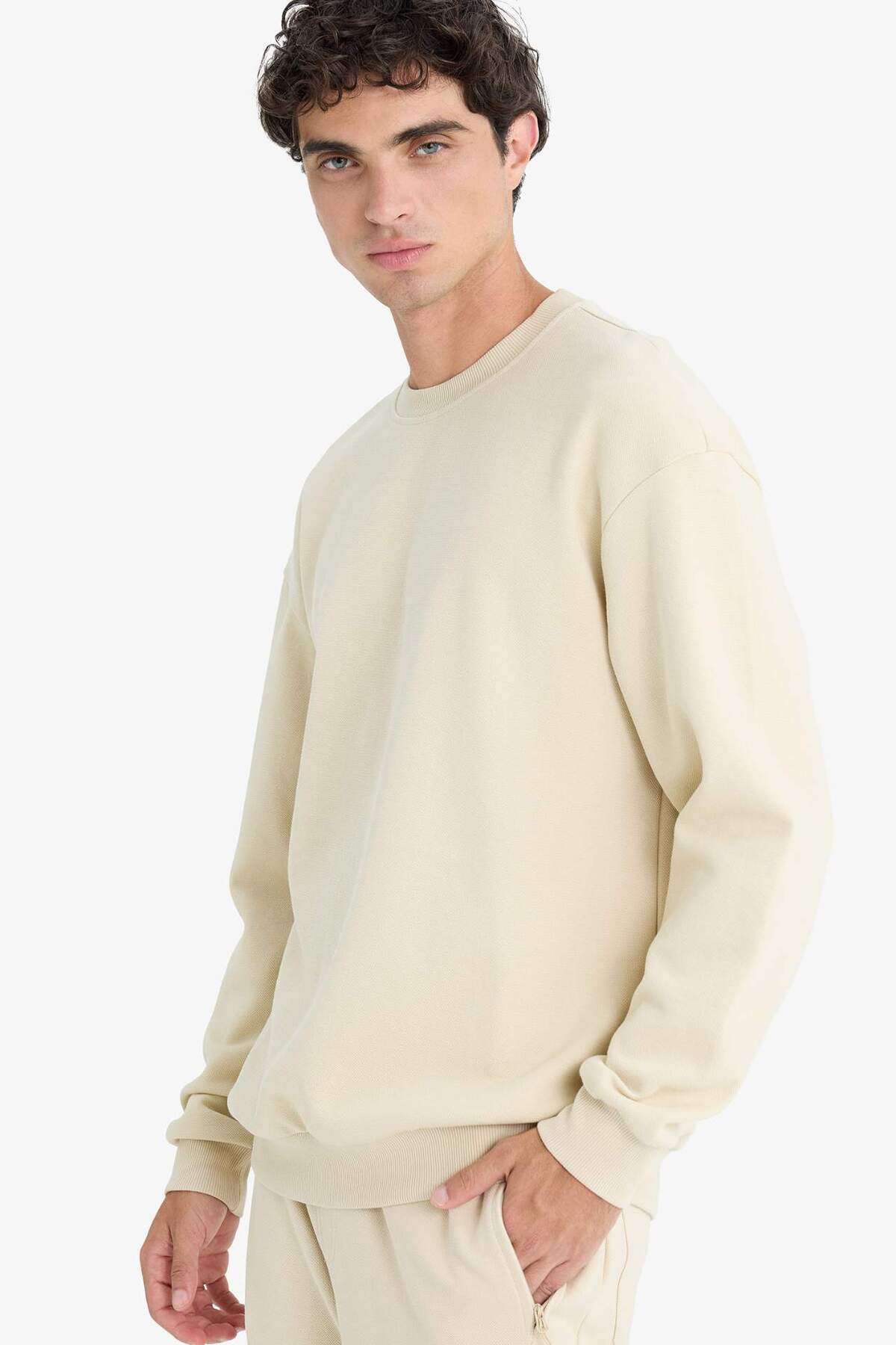 DeFacto Boxy Fit Bisiklet Yaka Basic Düz Pike Sweatshirt E1519AX25SP — بژ