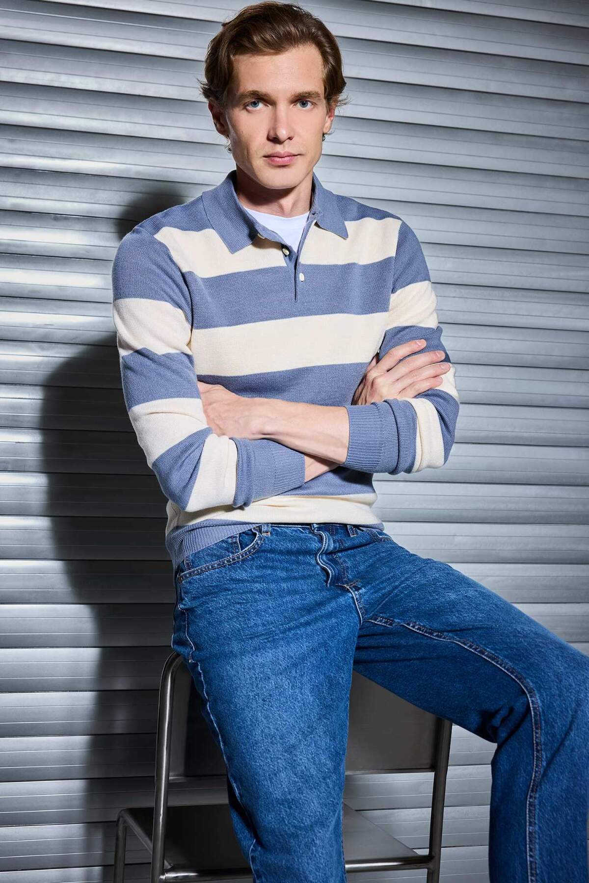 Defacto  Standart Fit Normal Kesim Çizgili Polo Yaka Triko Kazak Y4194AZ24WN - Görsel 3