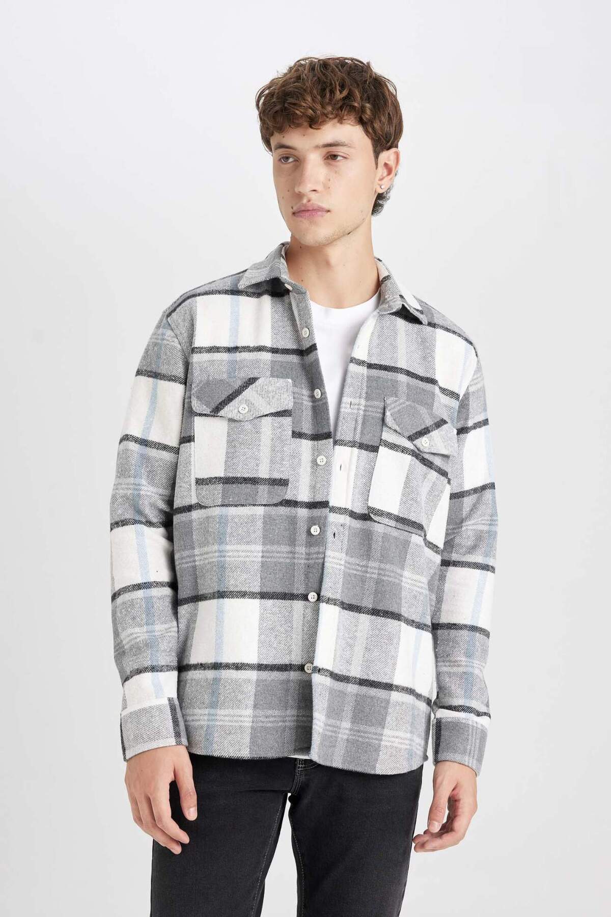 DeFacto Regular Fit Kareli Oduncu Flanel Uzun Kollu Gömlek D6027AX24AU görsel 3
