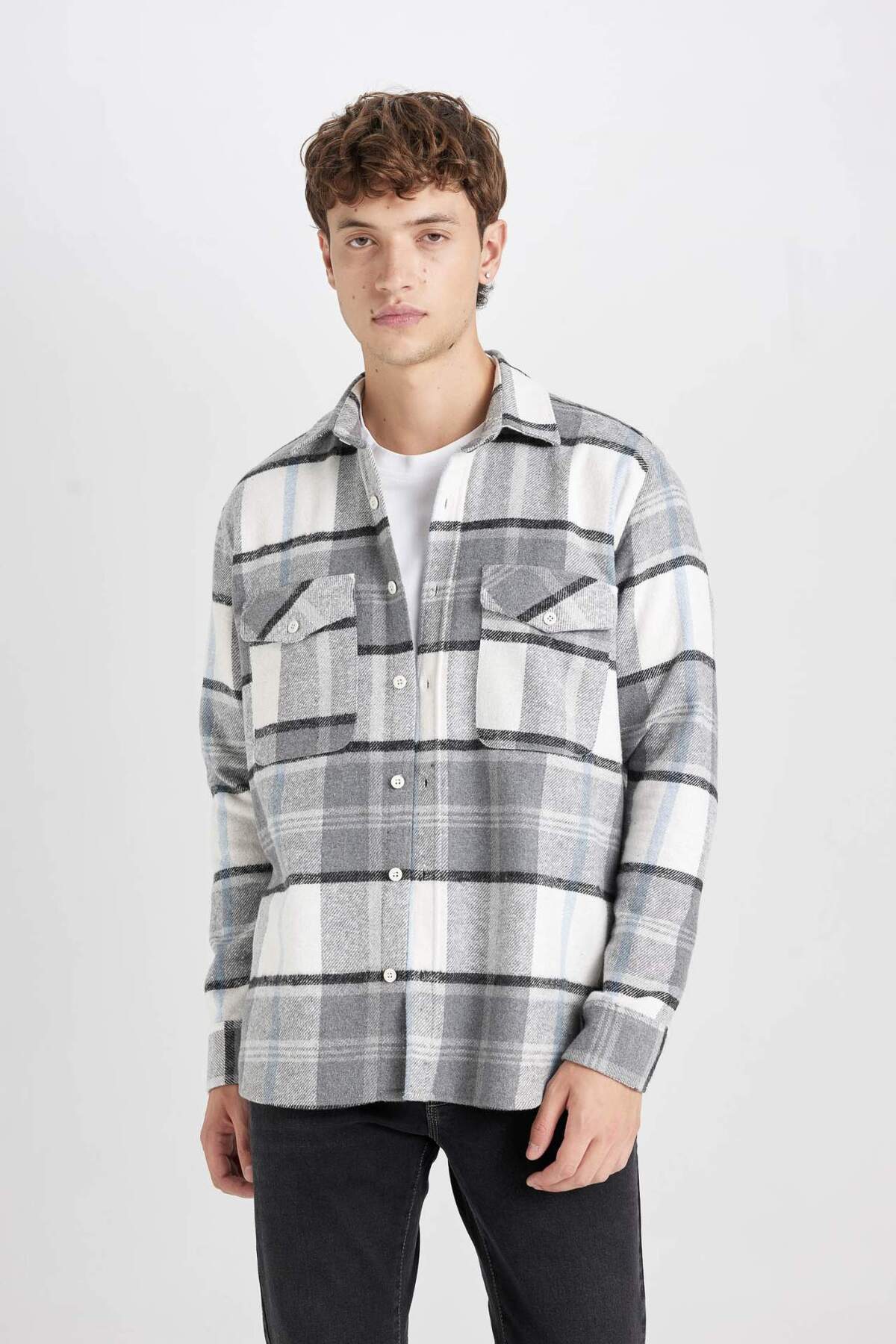 DeFacto Regular Fit Kareli Oduncu Flanel Uzun Kollu Gömlek D6027AX24AU görsel 4