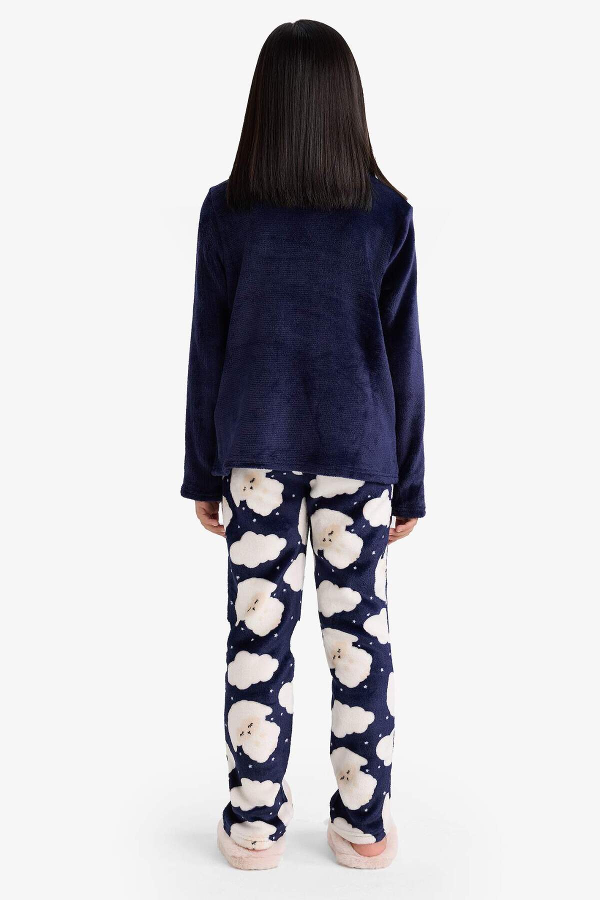 Defacto Pijama Takımı Pelüş Baskılı Uzun Kollu Üst Desenli Uzun Alt Kız Çocuk D1083A824WN fotoğrafı 6 (önizleme)