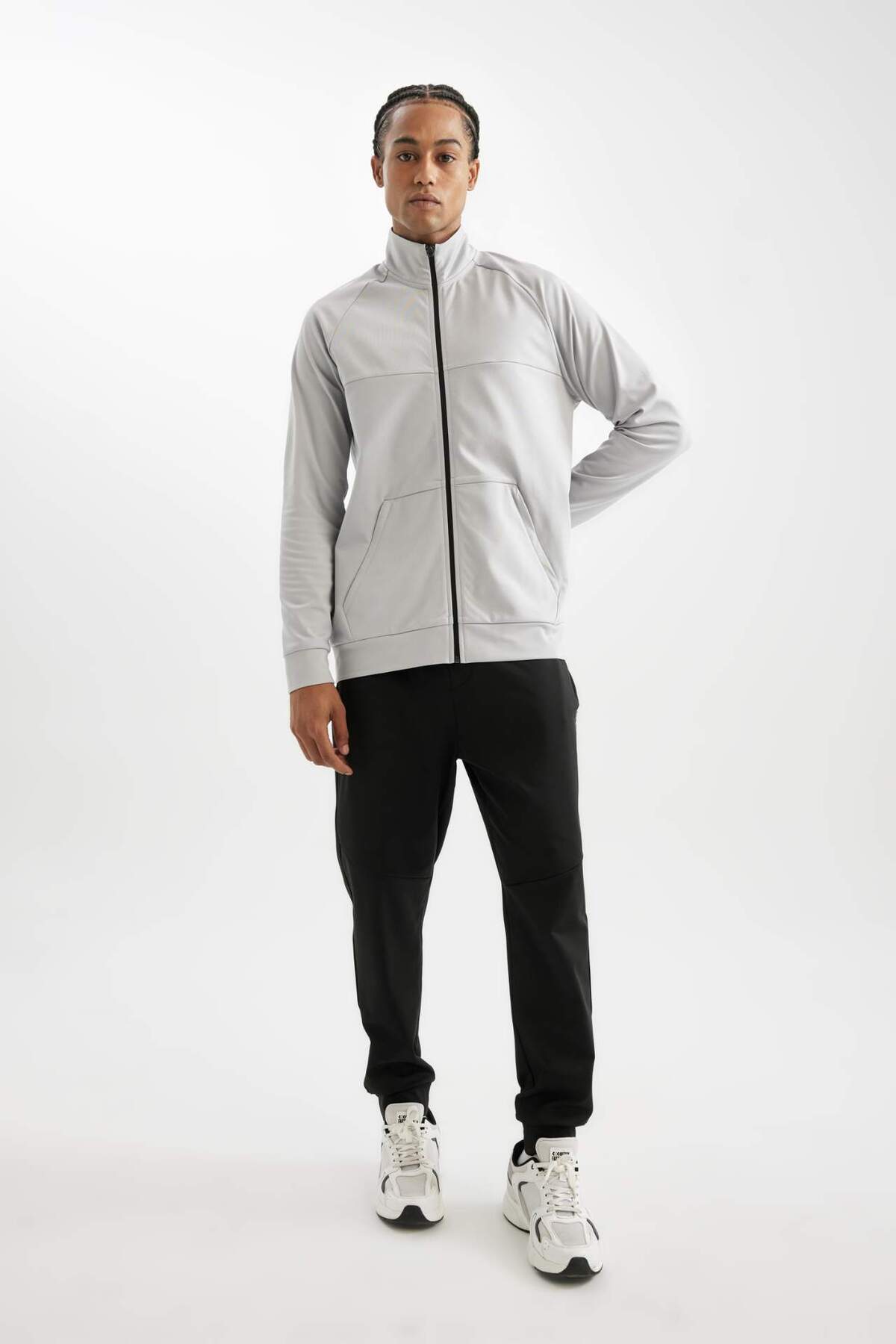 Defacto  Standart Fit Normal Kesim Fermuarlı Skuba Dalgıç Kumaş Cepli Dik Yaka Sporcu Hırka D1895AX24AU - Görsel 2