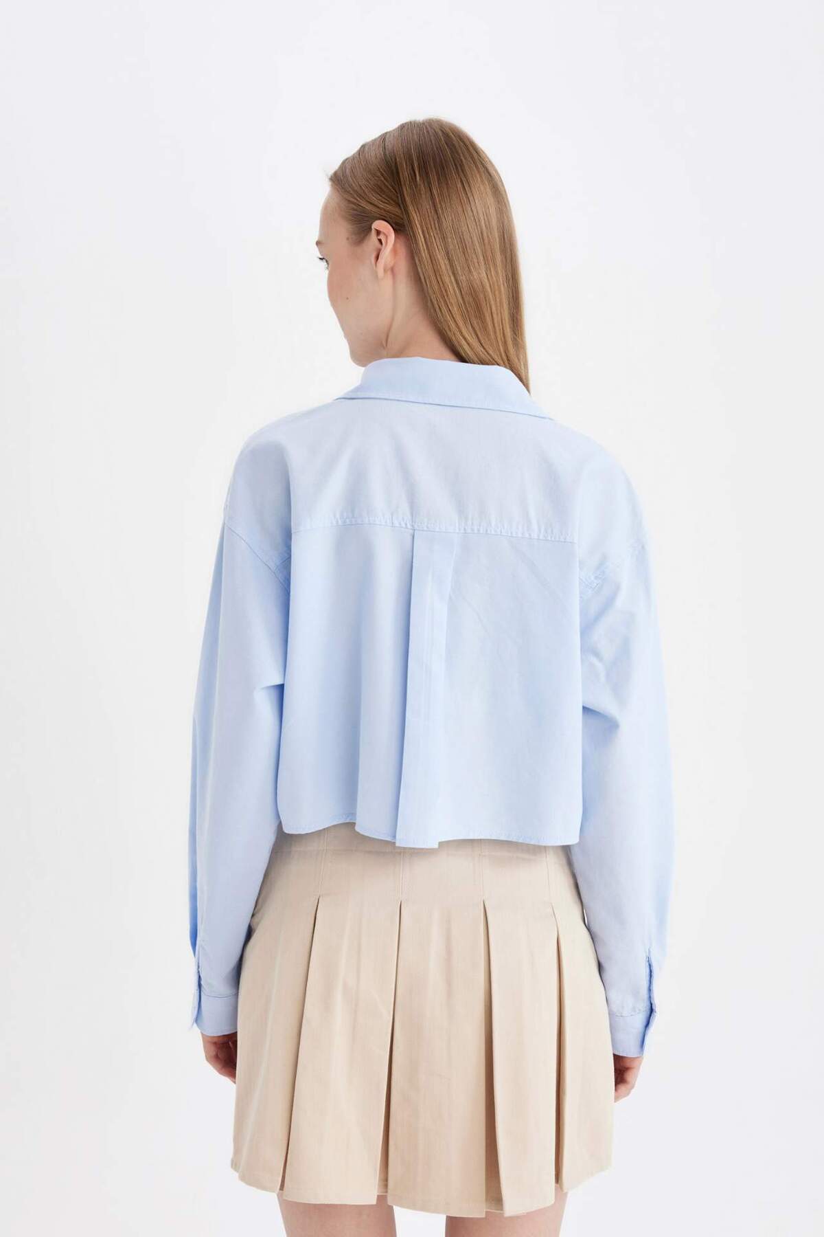 Defacto  Oversize Geniş Kalıp Basic Düz Cepli Oxford Uzun Kollu Crop Gömlek D4031AX24AU - Görsel 6