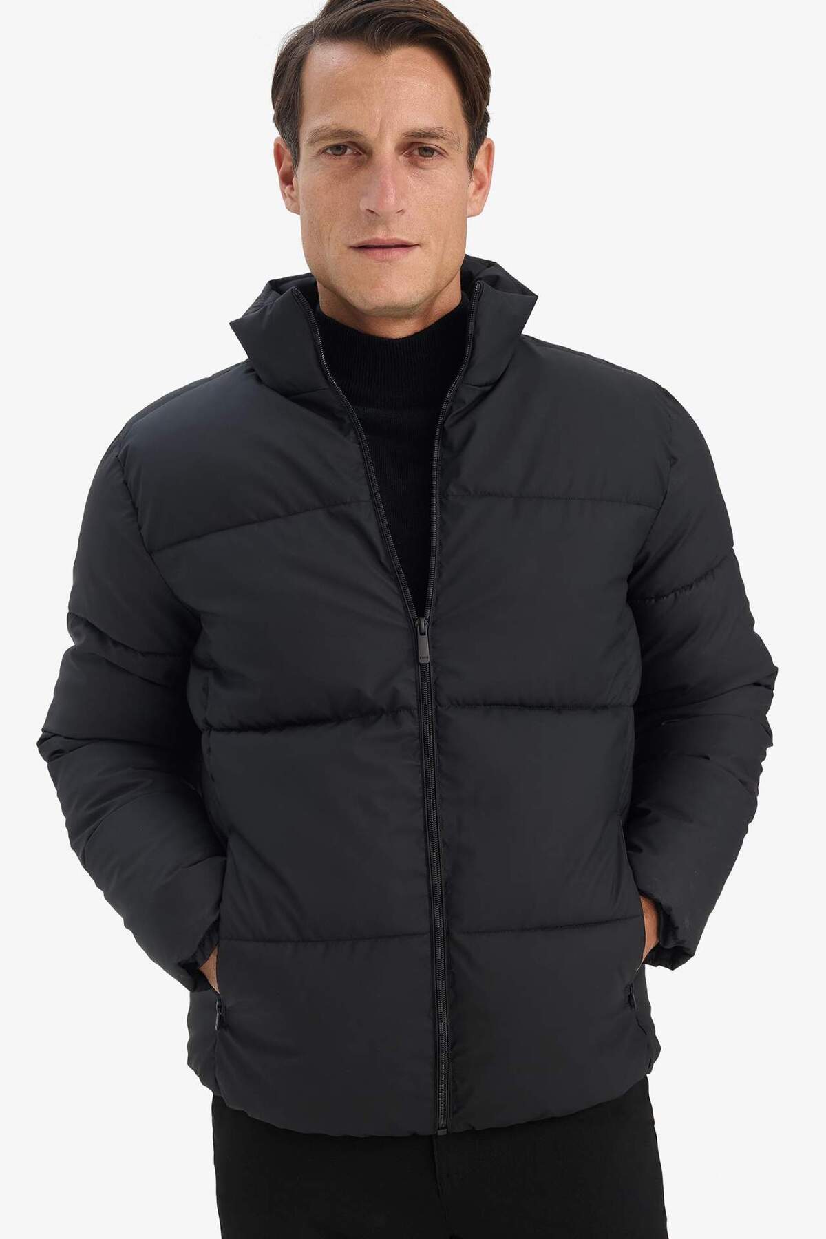 Defacto  Su İtici Slim Fit Dar Kesim Dik Yaka Astarlı Fermuarlı Rüzgar Geçirmez Şişme Mont C5631AX24WN