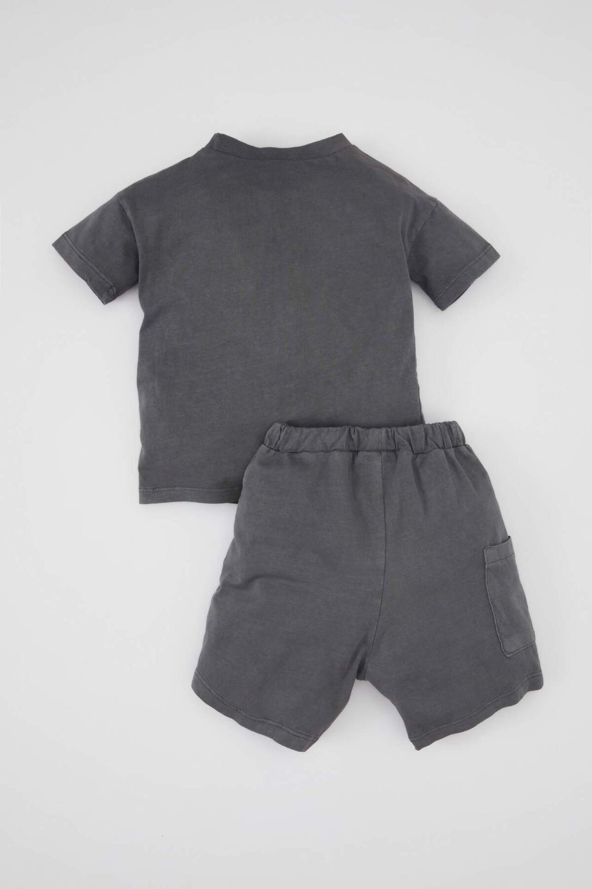 Defacto Erkek Bebek 2li Takım Dinozor Baskılı Penye Kısa Kollu Tişört Beli Lastikli Şort C5921A524SM fotoğrafı 5 (önizleme)