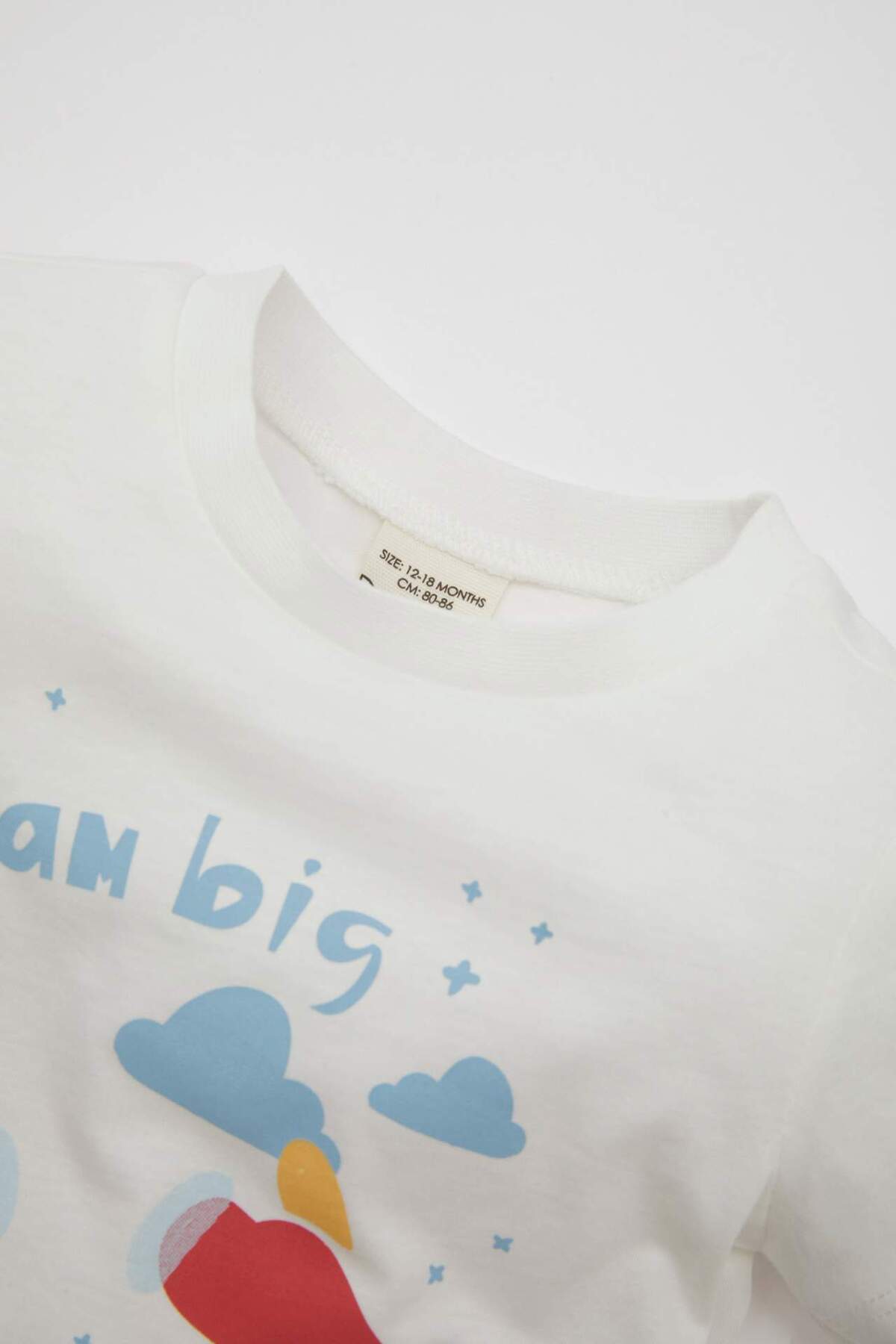 Defacto Erkek Bebek Pijama Takım Baskılı Penye Kısa Kollu Üst Beli Lastikli Şort C9749A524HS fotoğrafı 3 (önizleme)