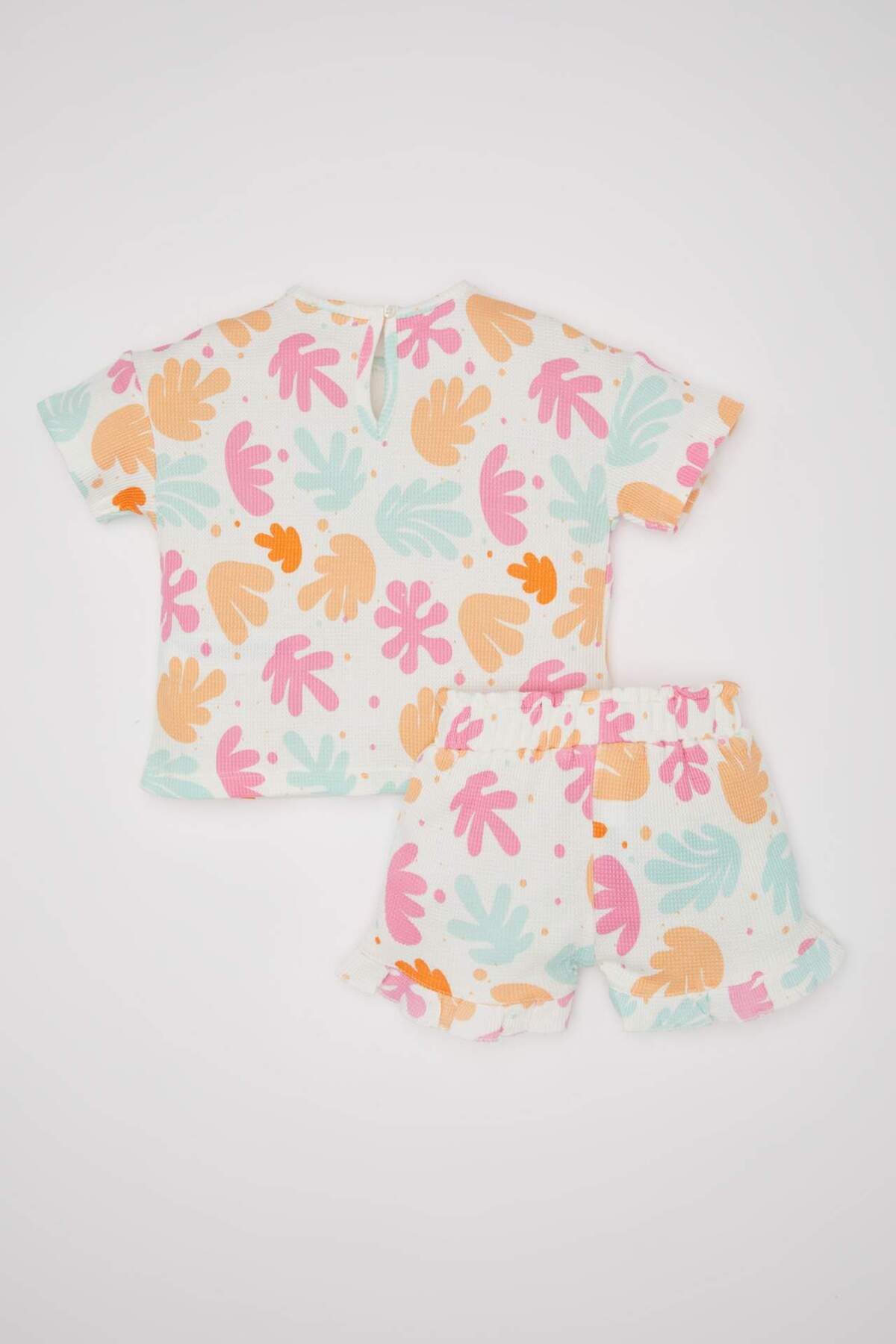 Defacto Kız Bebek 2li Takım Desenli Waffle Bisiklet Yaka Kısa Kollu Tişört Şort C9469A524SM fotoğrafı 5 (önizleme)