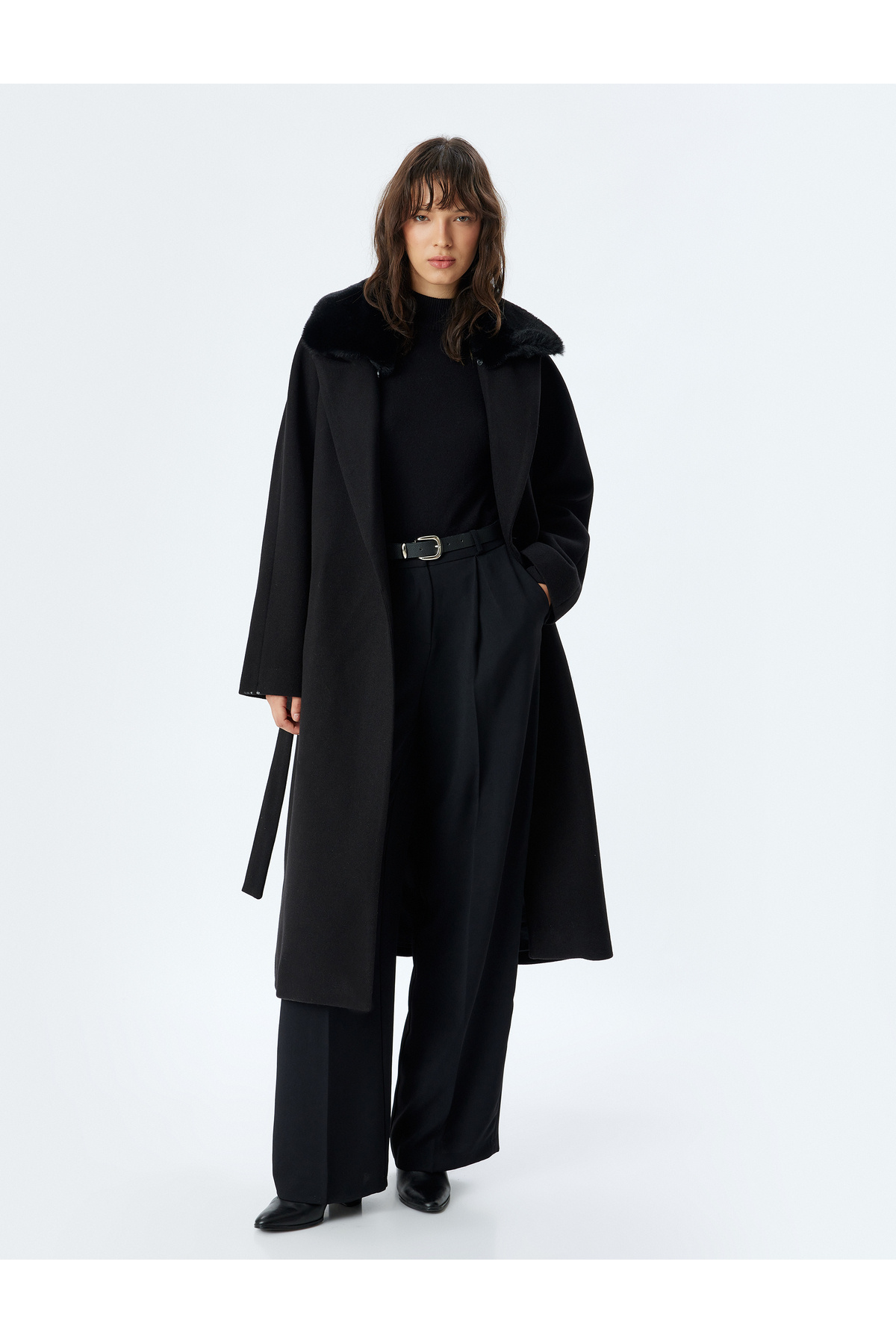 Koton  Yakası Çıkarılabilir Kürklü Cepli Uzun Kaşe Kaban