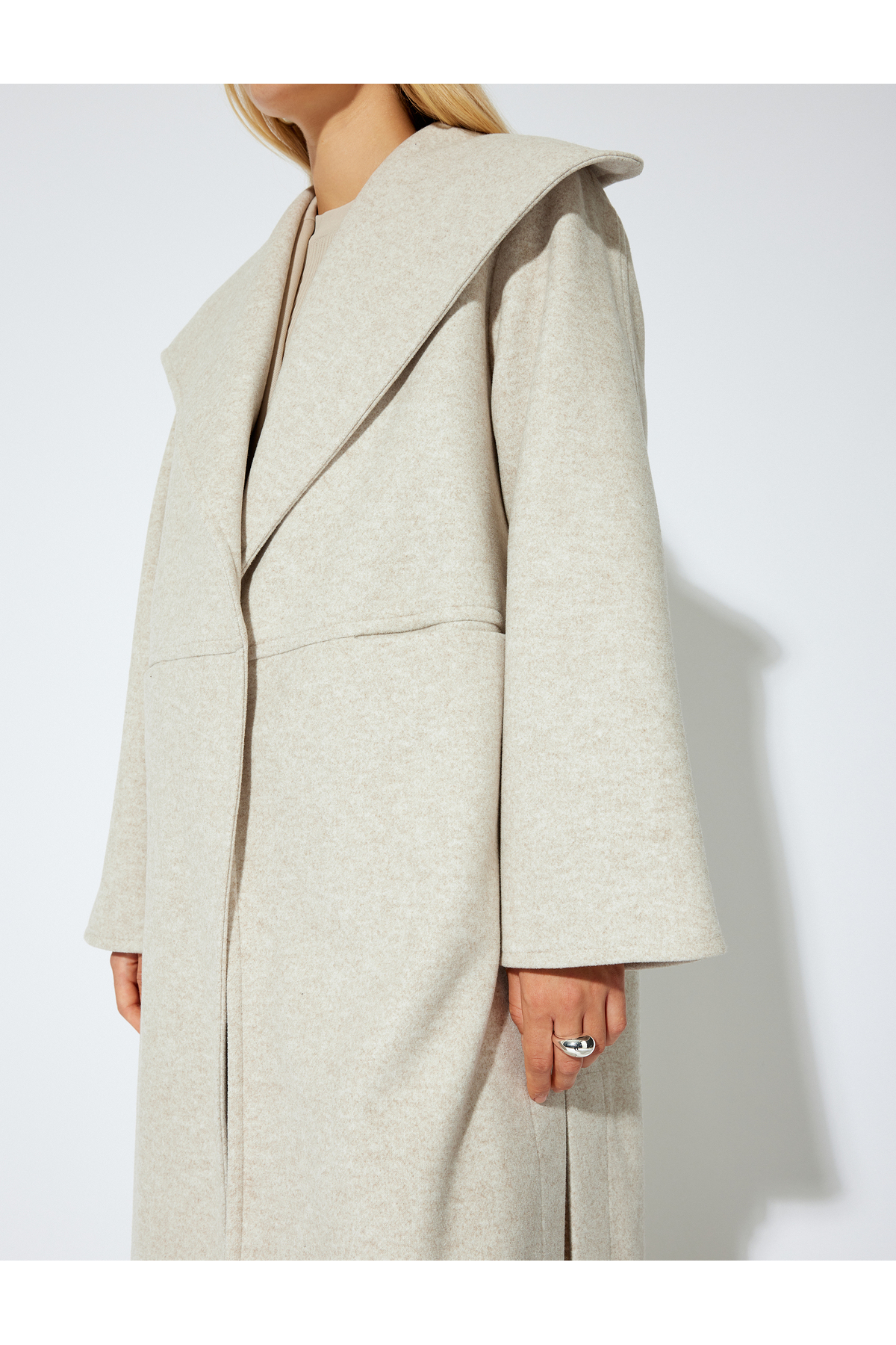 Koton  Ekstra Uzun Kaşe Kaban Geniş Şal Yaka Cepli Yandan Yırtmaç Detaylı - Görsel 6