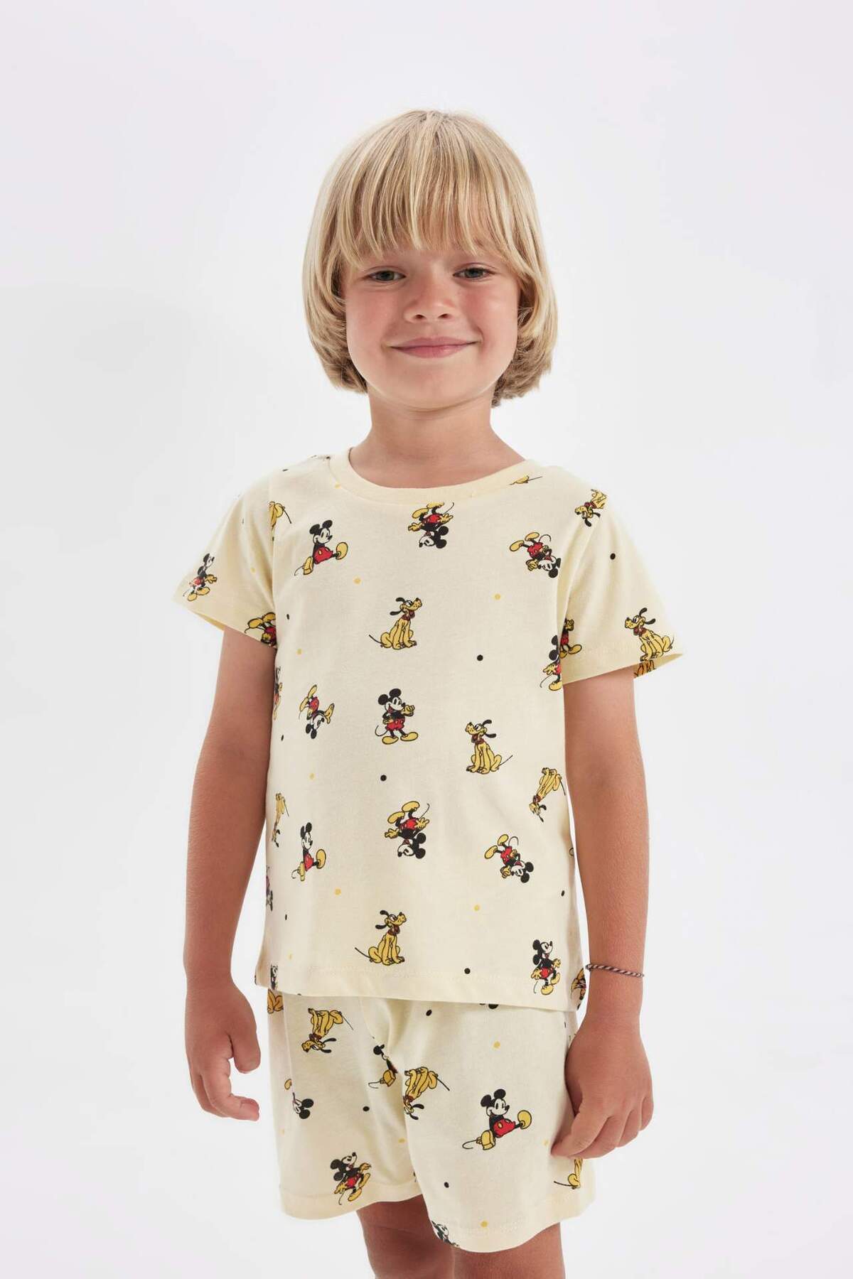 Defacto Erkek Bebek Disney Mickey & Minnie Pijama Takımı Penye Kısa Kollu Üst Şort C3531A524HS fotoğrafı 2 (önizleme)