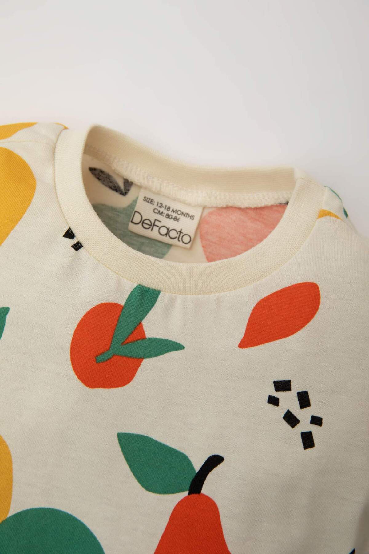 Defacto Erkek Bebek Pijama Takımı Meyve Desenli Penye Kısa Kollu Üst Beli Lastikli Uzun Alt C1992A524SM fotoğrafı 3 (önizleme)