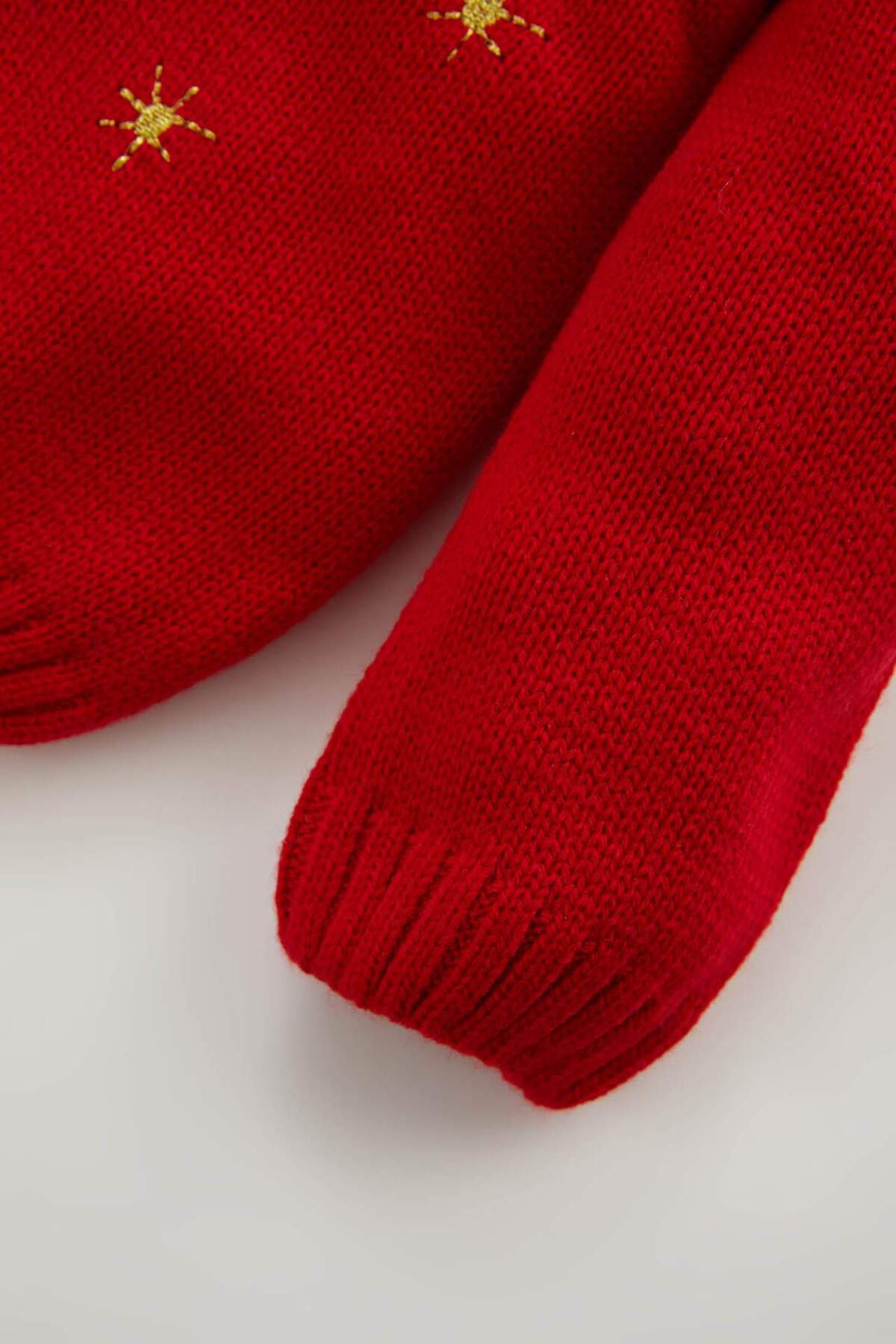 Defacto Kız Bebek Yılbaşı Temalı Bisiklet Yaka Kazak A4091A523WN fotoğrafı 3 (önizleme)