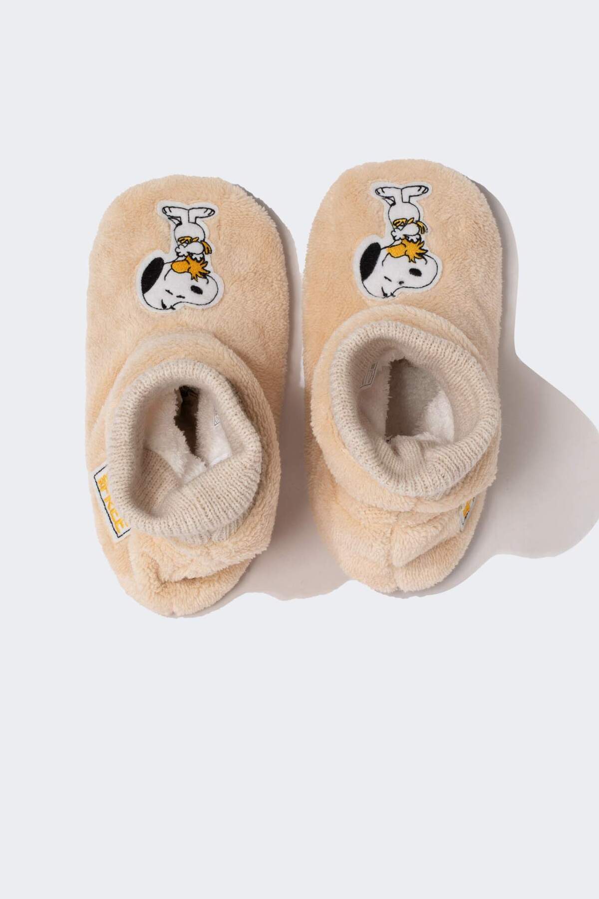 DeFacto Kadın Snoopy Düz Taban Ev Botu B1248AX23WN görsel 5