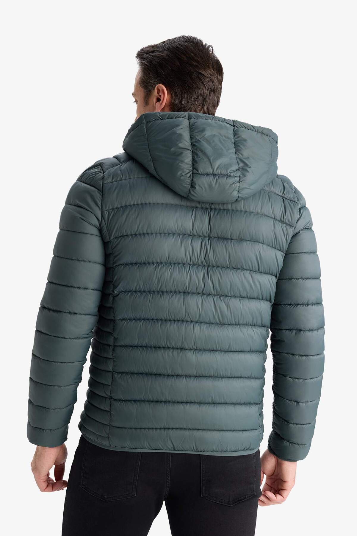 Defacto  Su İtici Slim Fit Dar Kesim İç Cep Detaylı Kapüşonlu Fermuarlı Cepli Şişme Mont N4661AZ23AU - Görsel 6