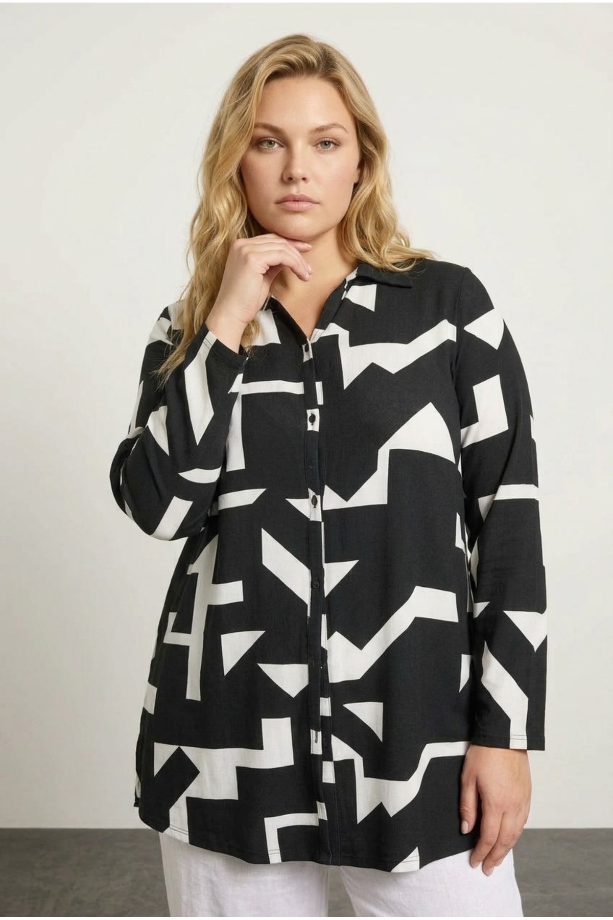 Stil Diva  Büyük Beden Uzun Kollu Soyut Desenli Uzun Gömlek 304106