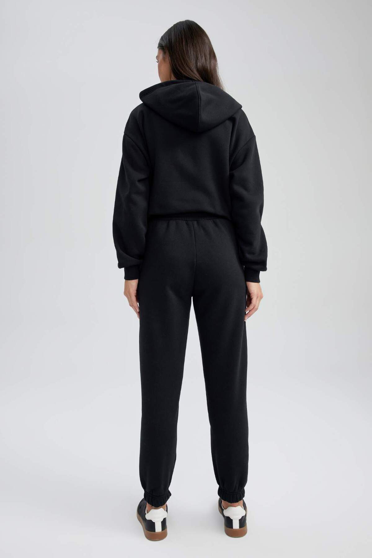 DeFacto Jogger Fit Basıc Düz Kalın Sweatshirt Kumaşı Pantolon W1505AZ23WN görsel 6