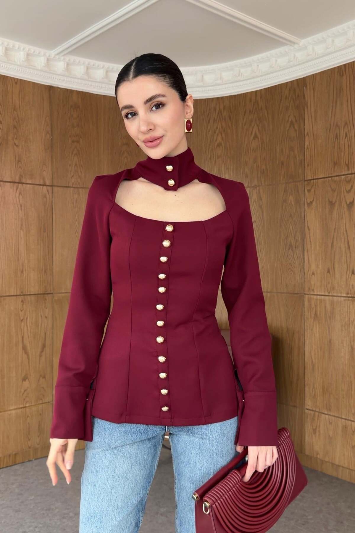 HAZELANNA  Gold Düğmeli Dekolte Detaylı Bordo Ceket Bluz - Görsel 2