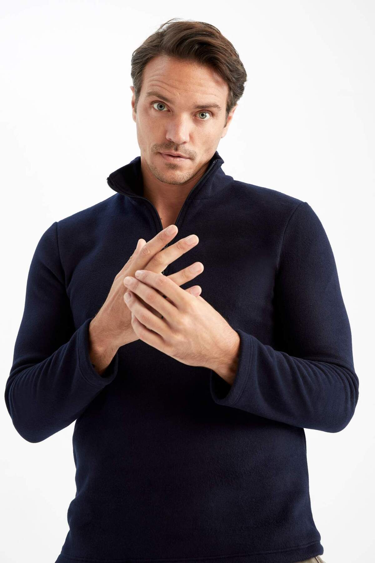 Defacto  Regular Fit Fermuarlı Dik Yaka Yarım Fermuarlı Polar Sweatshirt Y3996AZ22AU - Görsel 4