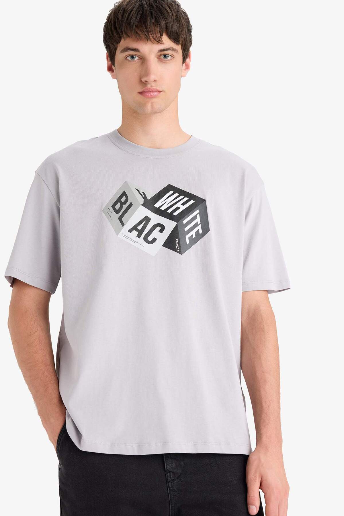 100% Cotton Oversize Wide Fit Crew Neck Printed Short Sleeve T-Shirt S9343AZ21SP